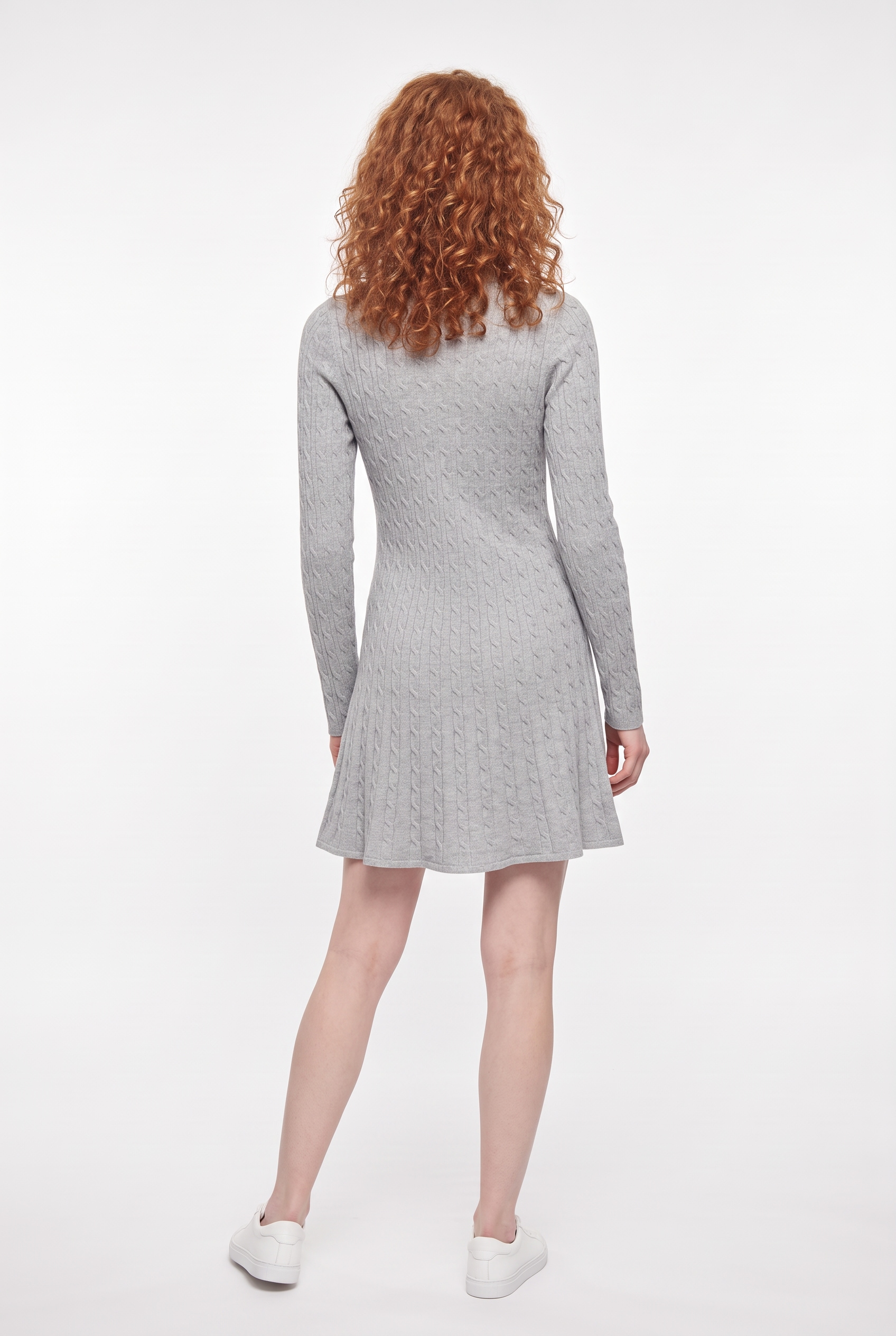 ONLY Strickkleid »ONLIBI LS O-NECK CABLE DRESS CC KNT« Viskosemischung, regular fit