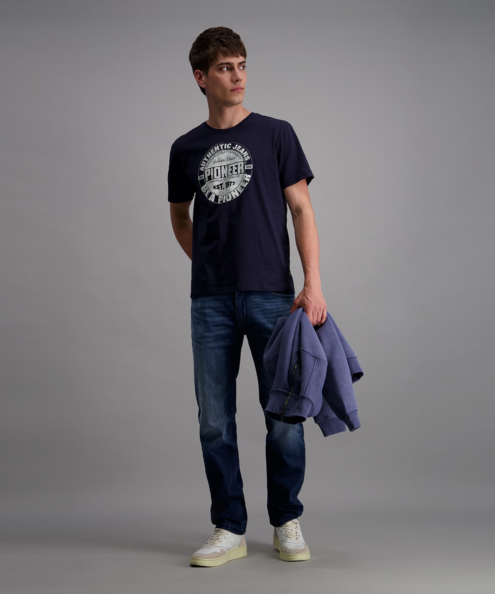 Pioneer Authentic Jeans T-Shirt in normaler Passform