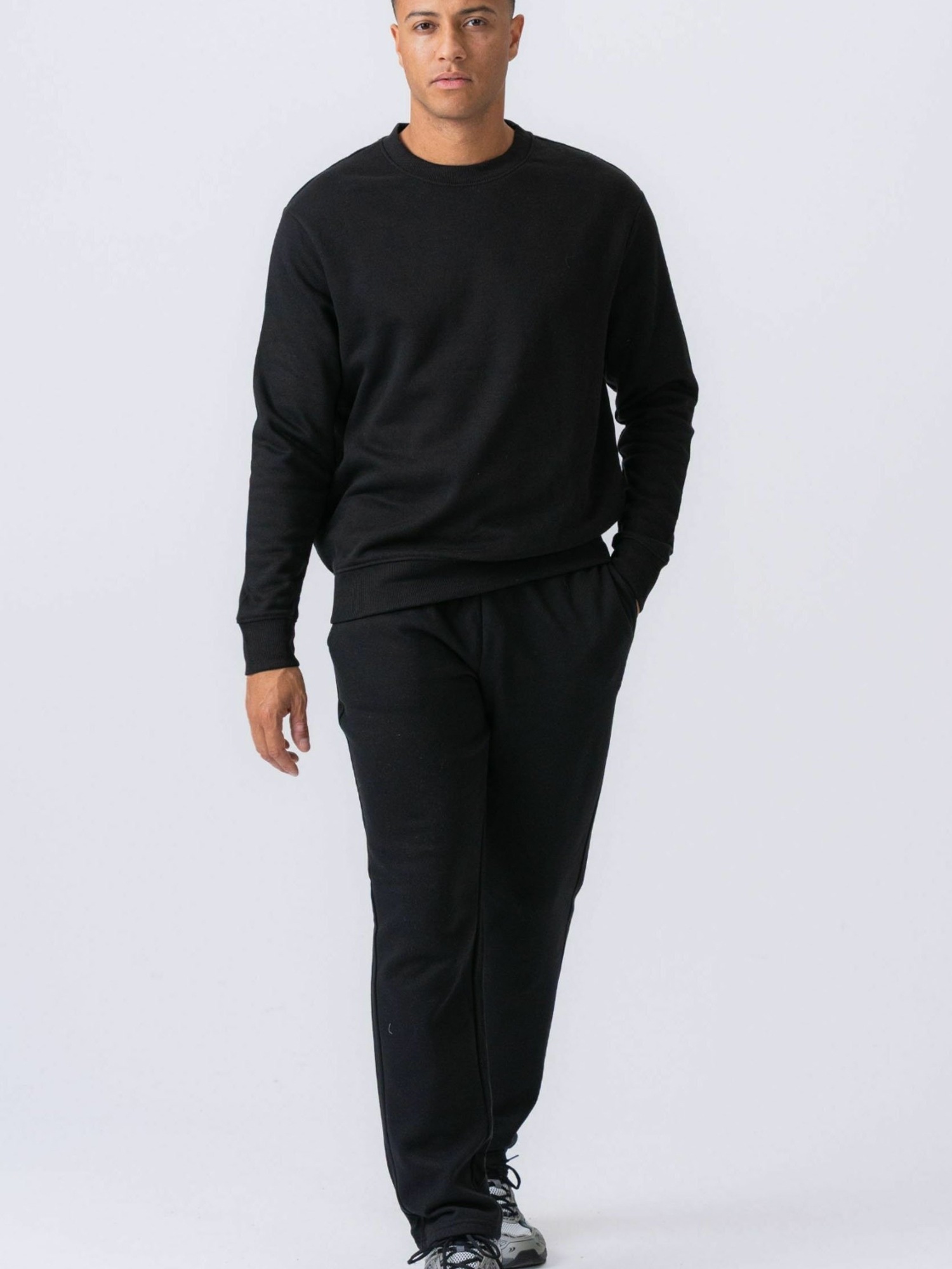 TeeShoppen Chinohose »TEESHOPPEN Trouser Essential Sweatpants«