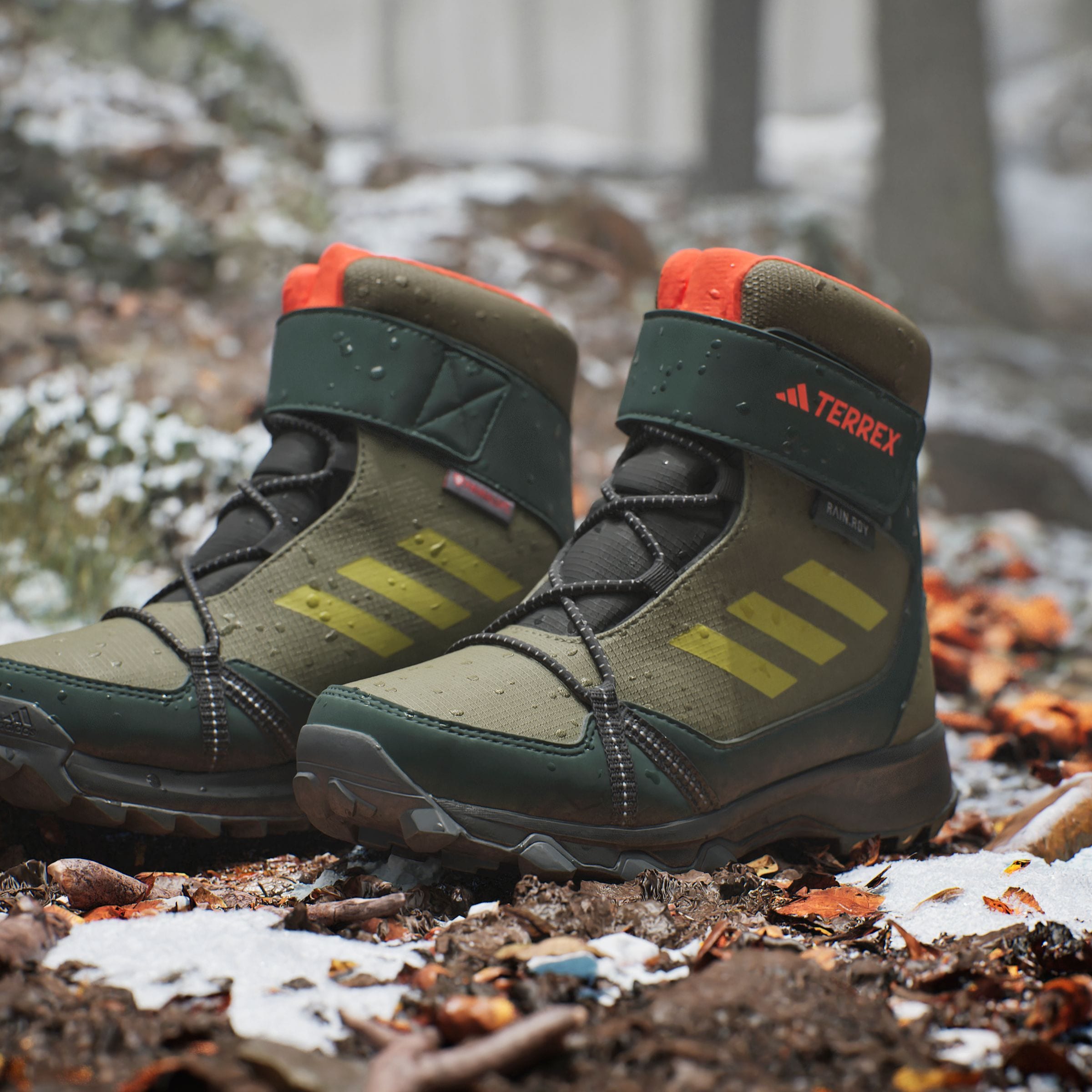 adidas TERREX Winterstiefel »TERREX SNOW HOOK-AND-LOOP COLD.RDY WINTER«, wasserdicht und wärmend