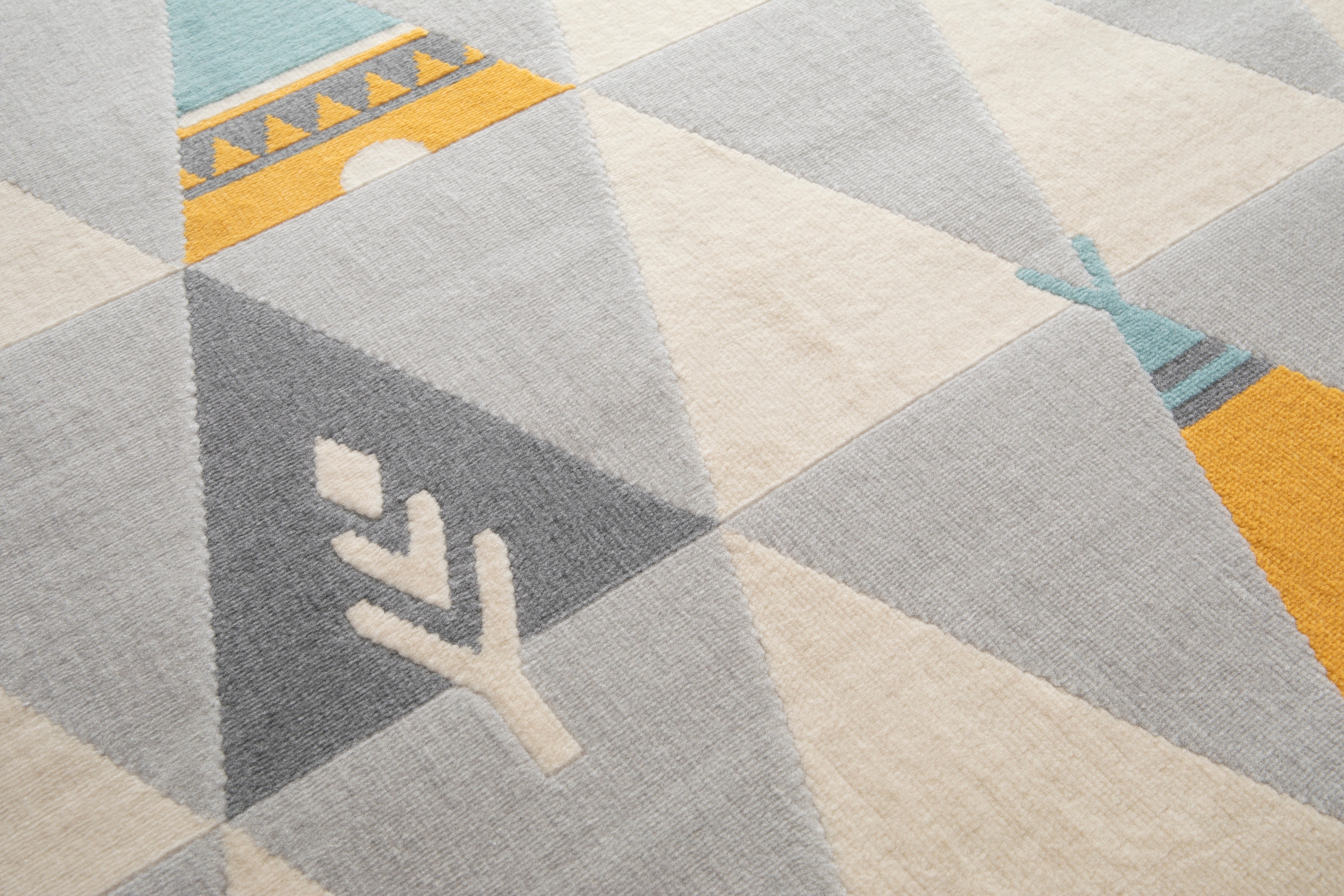 Primaflor-Ideen in Textil Kinderteppich »COCOON - Tippitraum«, rechteckig, 6 mm Höhe, Kurzflor, Motiv Dreiecke