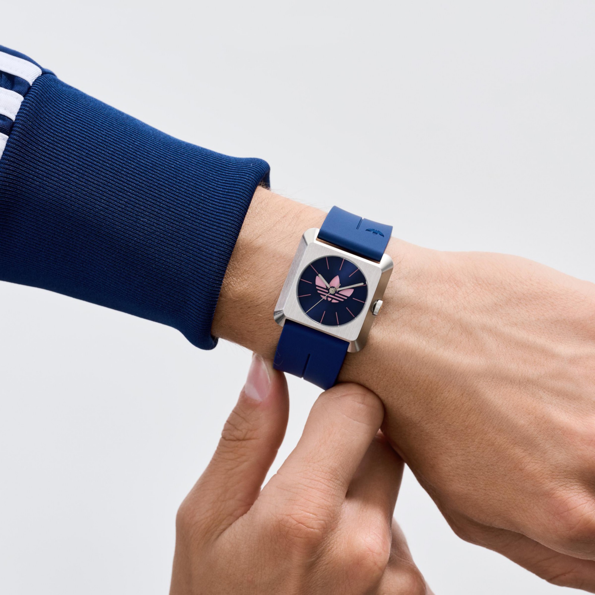 adidas Originals Quarzuhr »RETRO POP FOUR« Armbanduhr, Damenuhr, Herrenuhr, Silikonarmband, analog