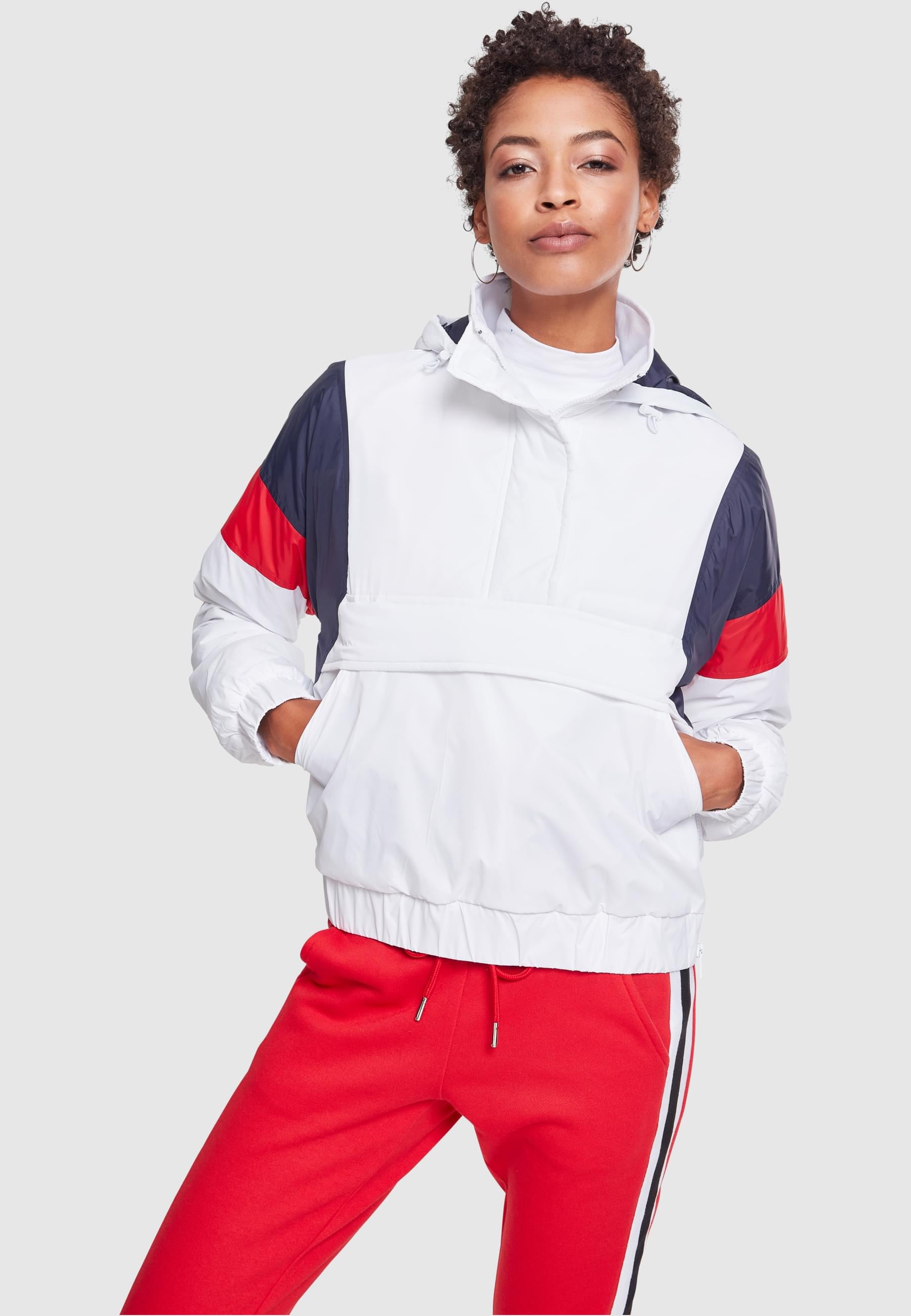 URBAN CLASSICS Allwetterjacke »Urban Classics Damen Ladies 3-Tone Padded Pull Over Jacket«, (1 St.), mit Kapuze