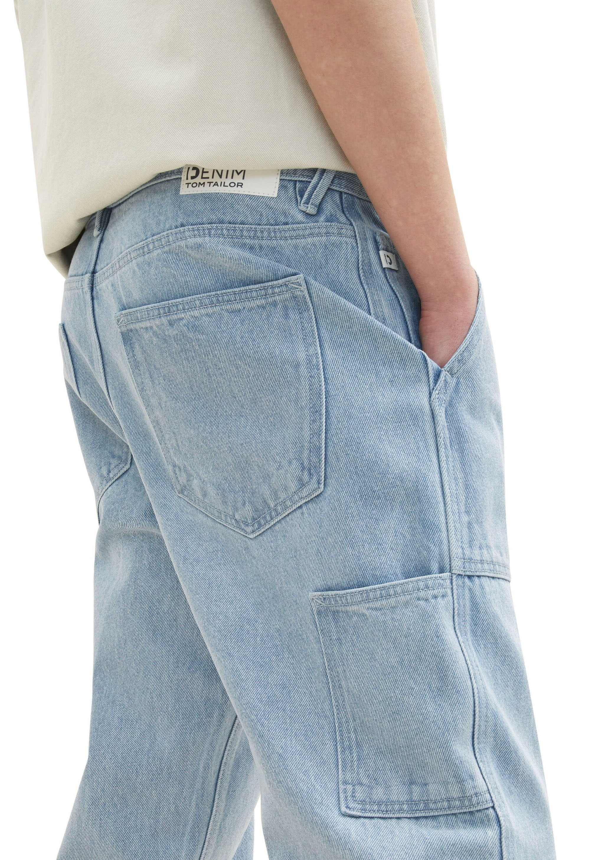 TOM TAILOR Denim Loose-fit-Jeans, mit großen aufgesetzten Taschen