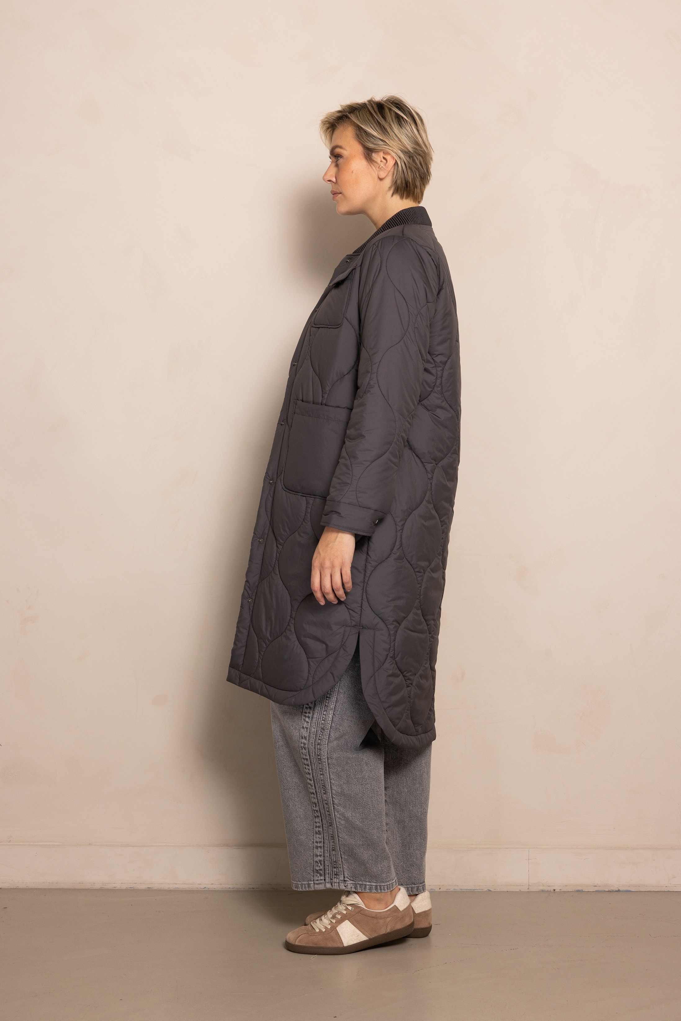 Thumbnail - Zhrill Steppmantel "ZHTARA" mit leichter Steppung und Knopfleiste