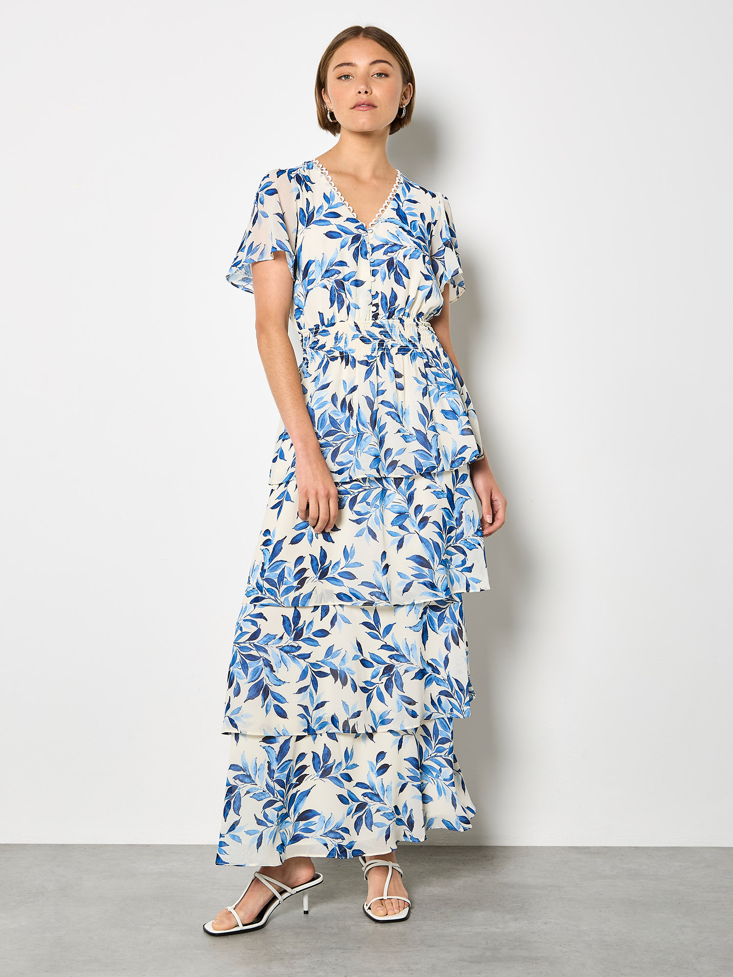 Apricot Maxikleid "Maxikleid aus Chiffon mit Wasserfarben-Blättern und Stufen" mit elastischem Bund