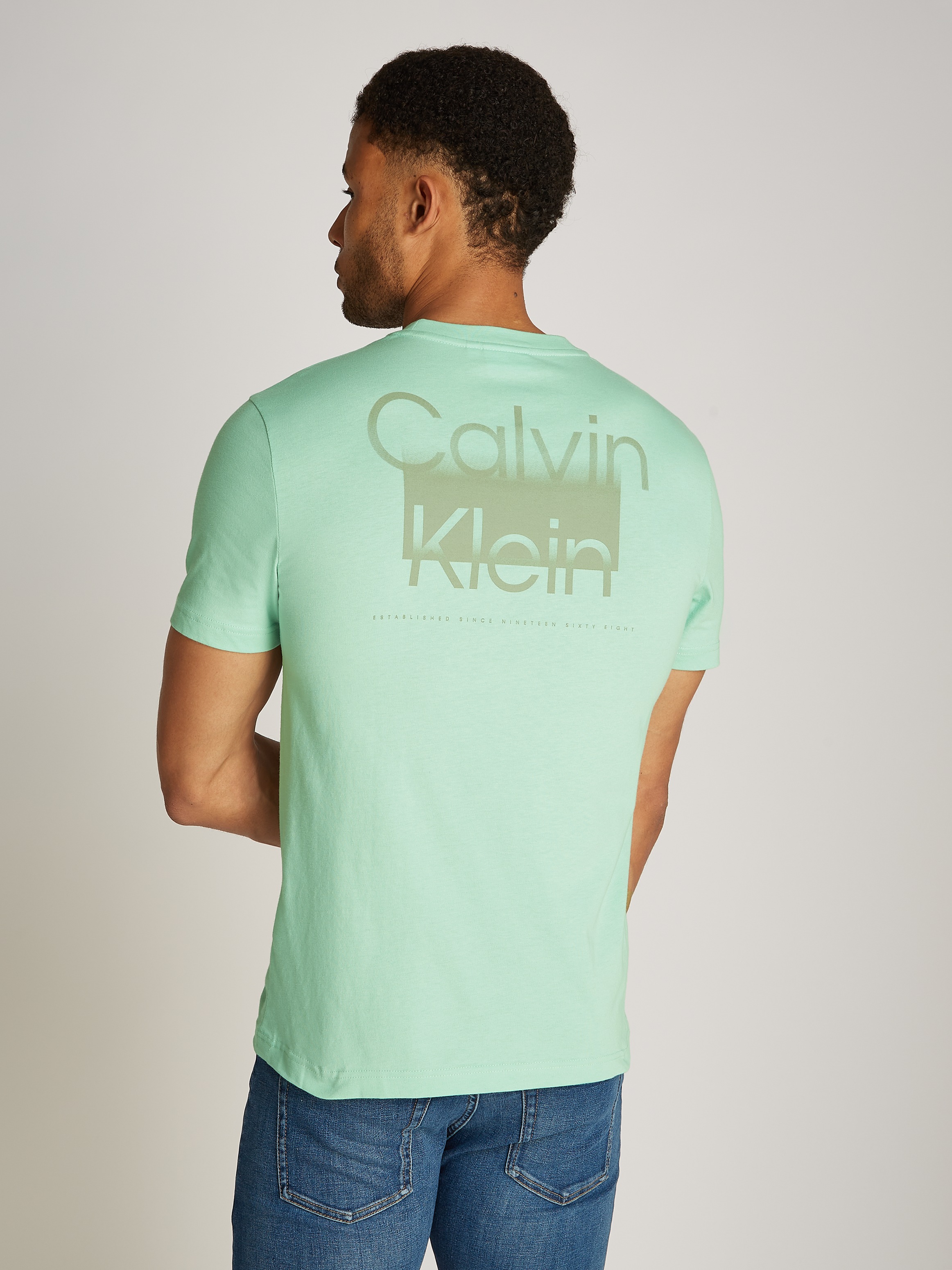 Calvin Klein T-Shirt "ENLARGED BACK LOGO T-SHIRT", mit Logodruck günstig online kaufen