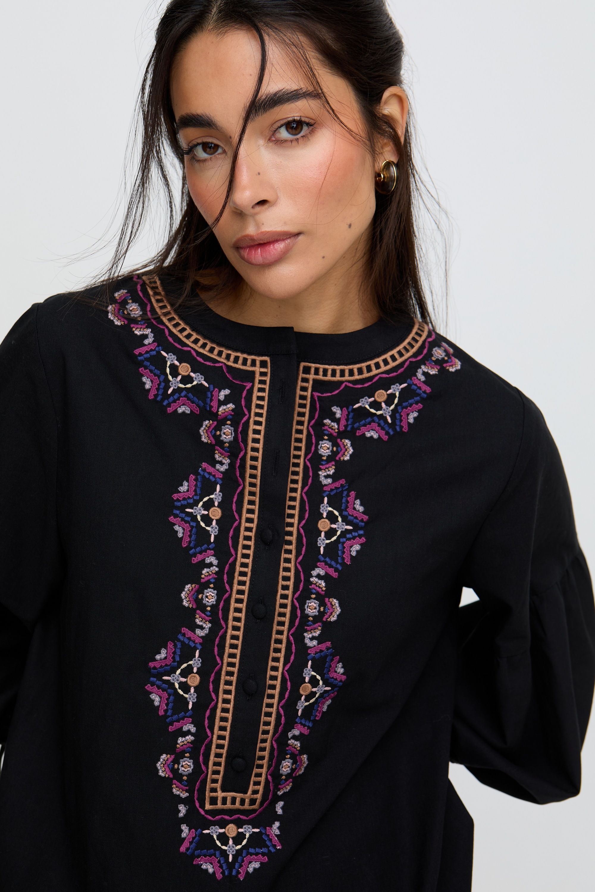 RAFFYA Hemdbluse »Anai Half Placket Embroidered Blouse Damen«