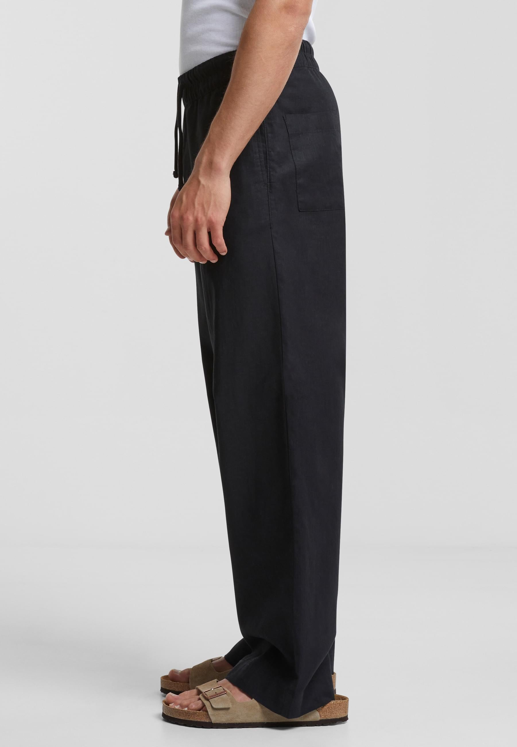 URBAN CLASSICS Stoffhose »Urban Classics Herren Loose Cotton Linen Pants«, (1 tlg.)