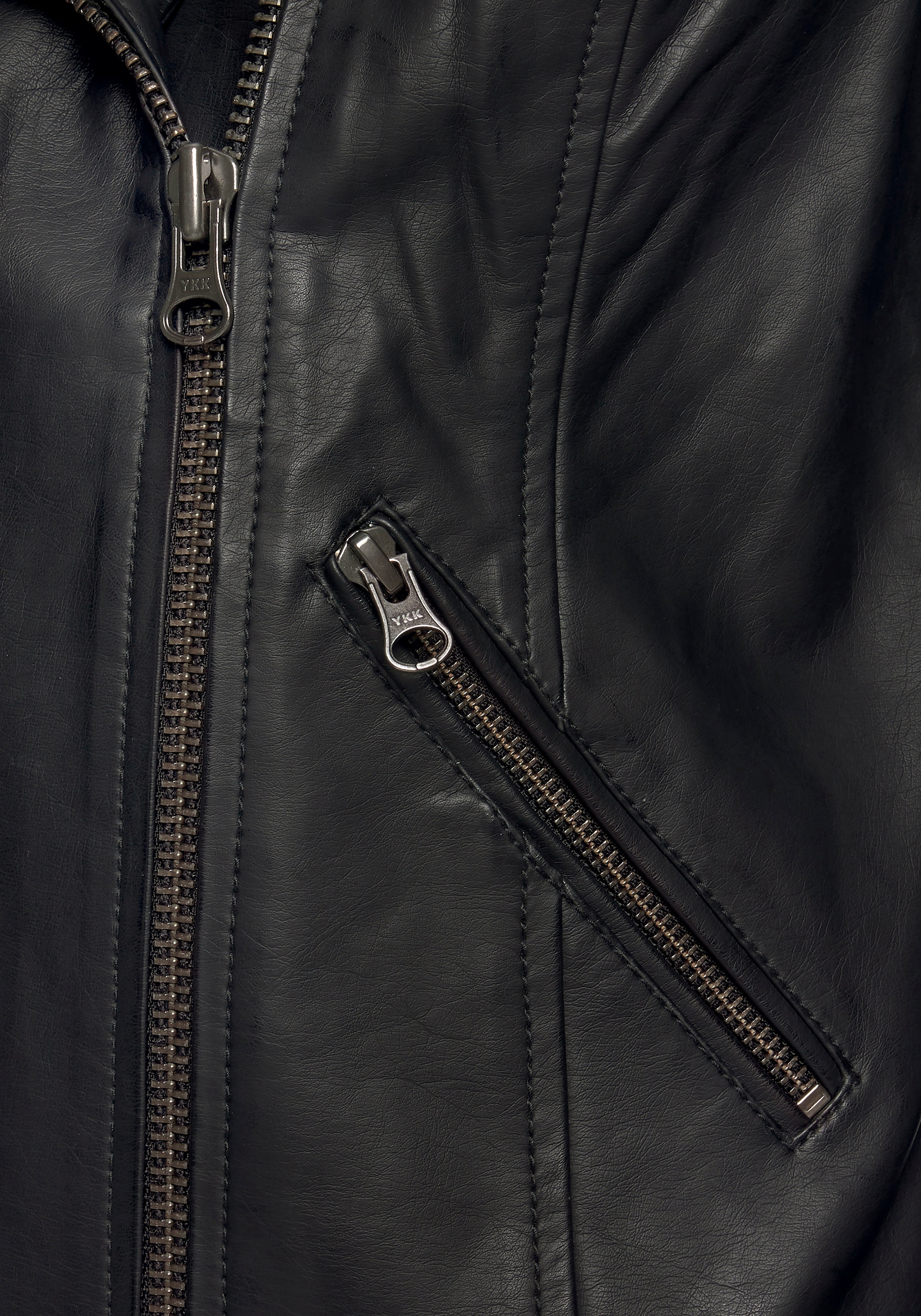 LASCANA Lederimitatjacke, mit Bikerdetails, kurze Bikerjacke, figurbetont