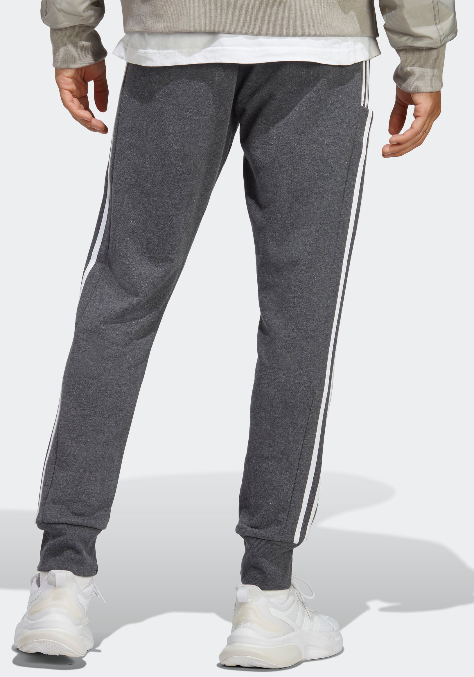 adidas Sportswear Sporthose "ESSENTIALS FRENCH TERRY TAPERED CUFF 3STREIFEN günstig online kaufen