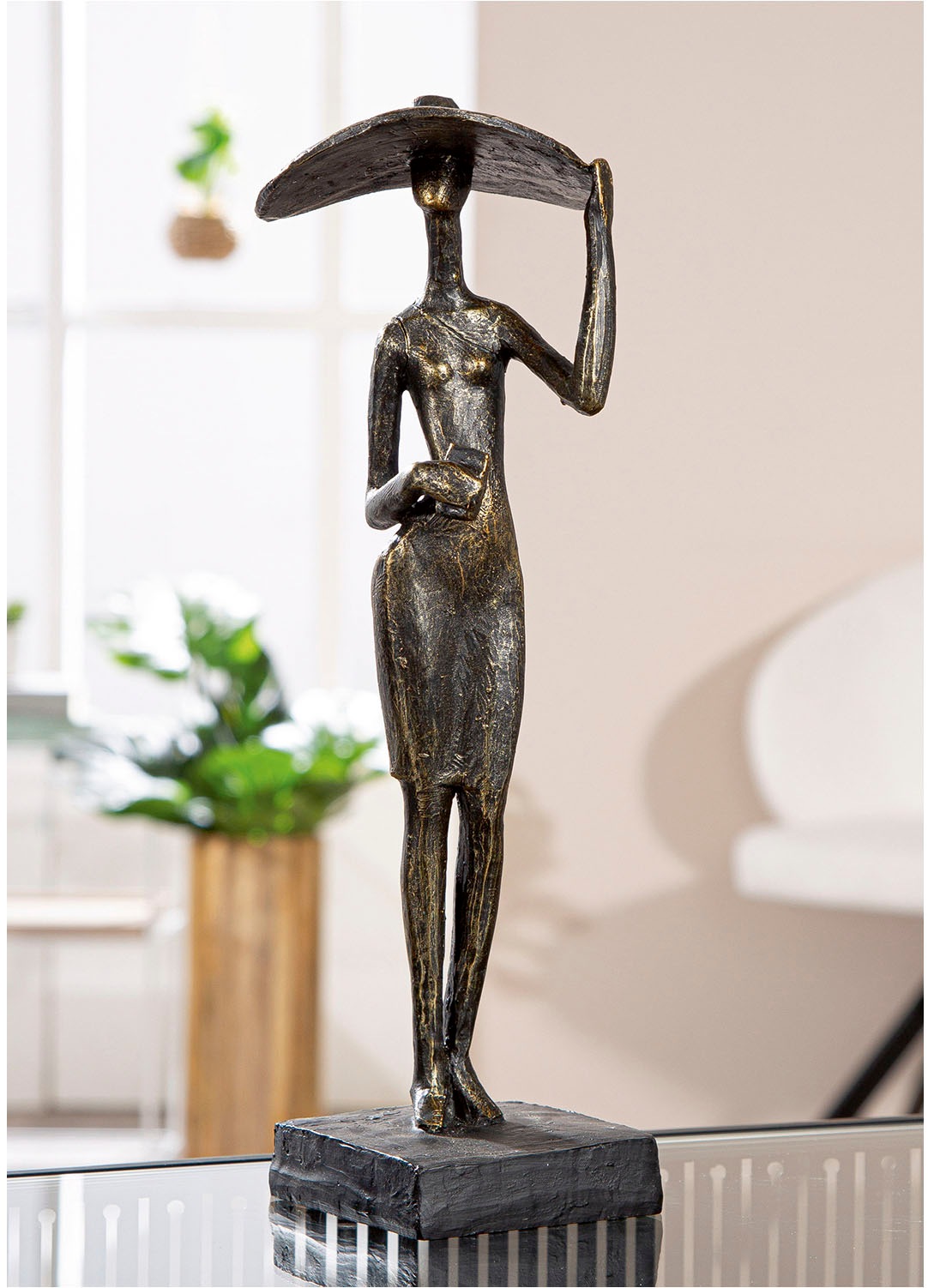 Casablanca by Gilde Dekofigur "Skulptur Frau Lady mit Hut bronzefarben H. 3 günstig online kaufen
