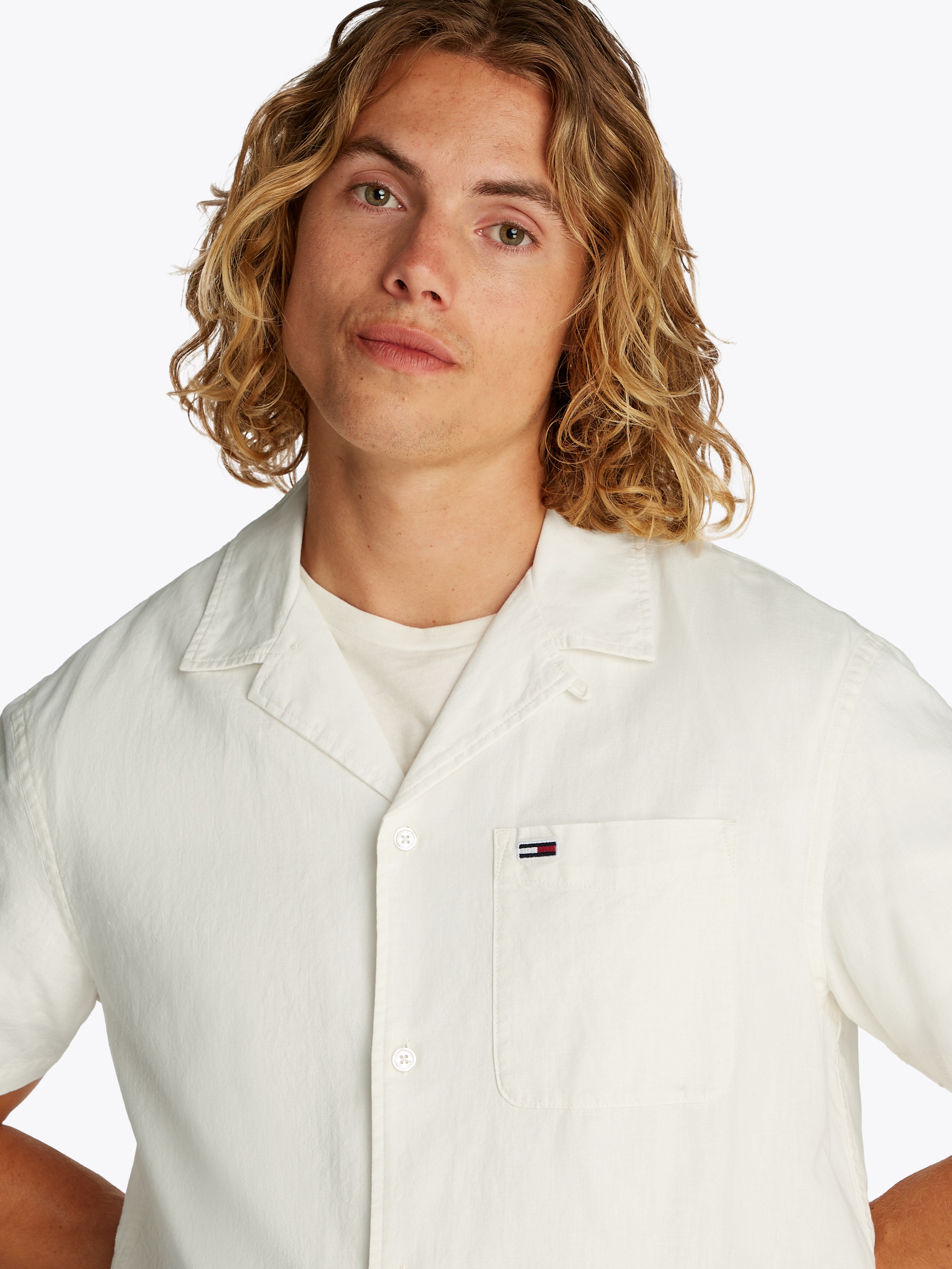 Tommy Jeans Plus Kurzarmhemd "TJM LINEN BLEND CAMP SS EXT", Mit V-Ausschnit günstig online kaufen