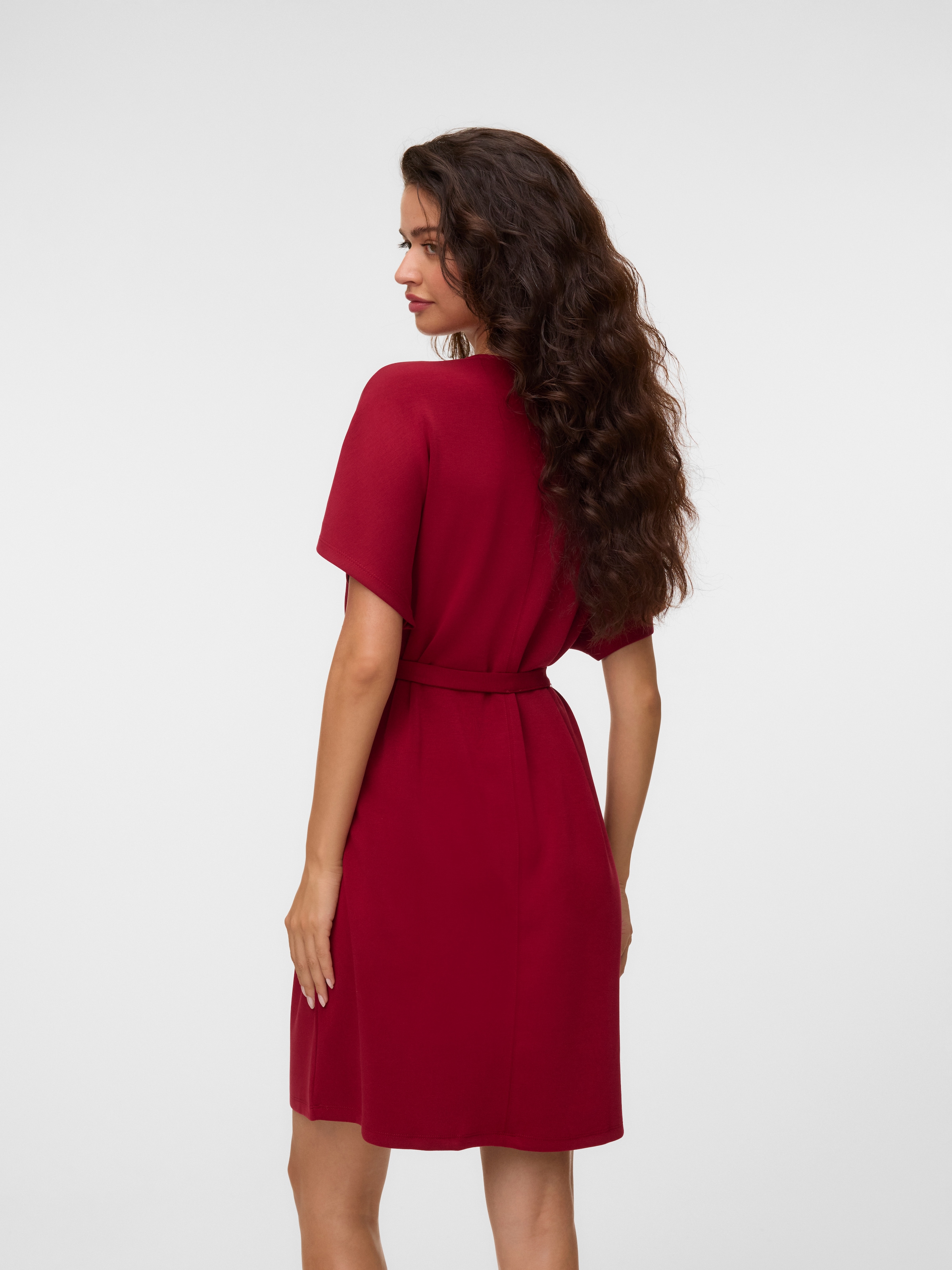 Vero Moda Minikleid »VMELLA 2/4 SHORT DRESS JRS« Viskosemischung, regular fit