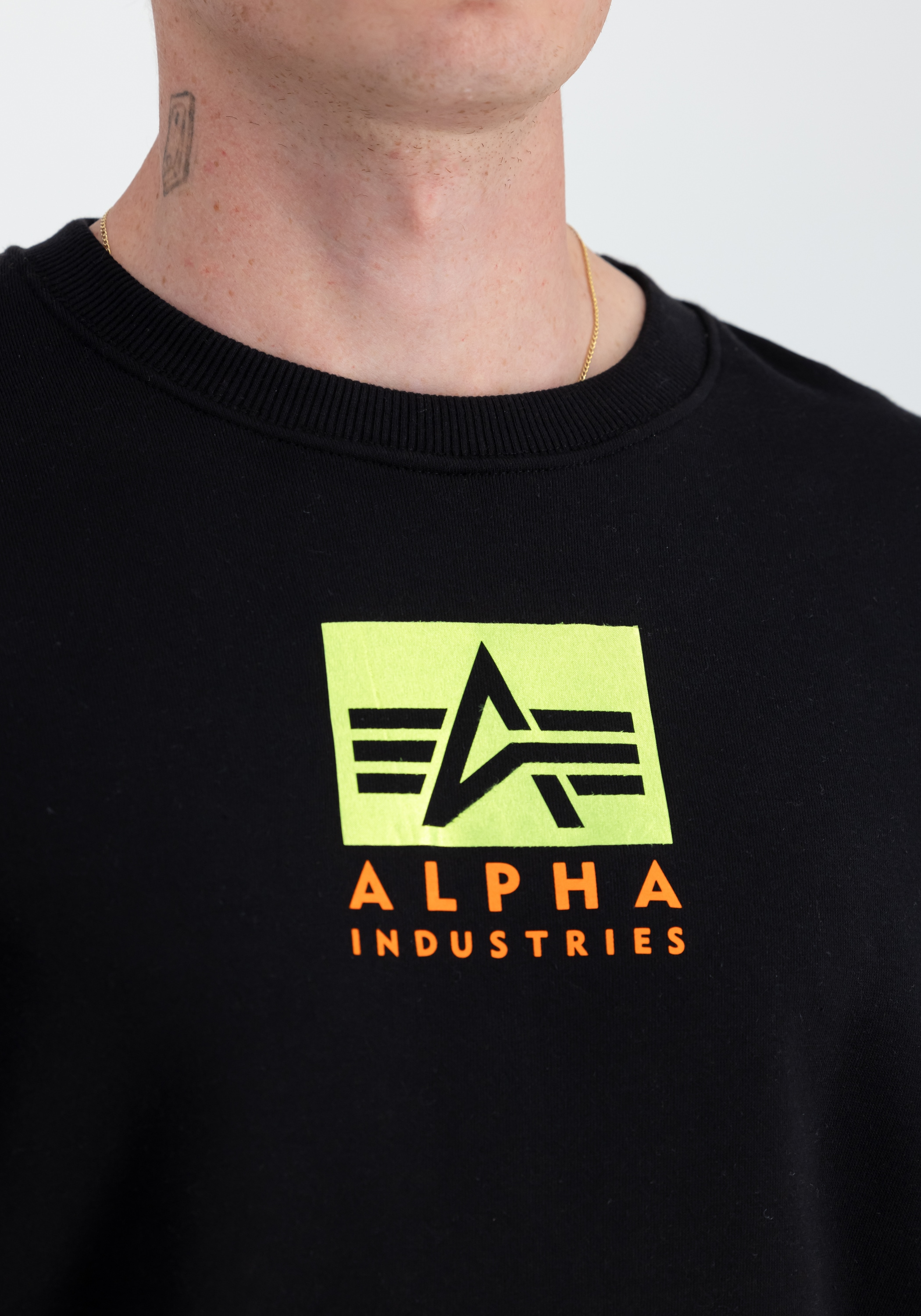 Alpha Industries Sweater »Alpha Industries Men - Sweatshirts Satin Logo Sweater«