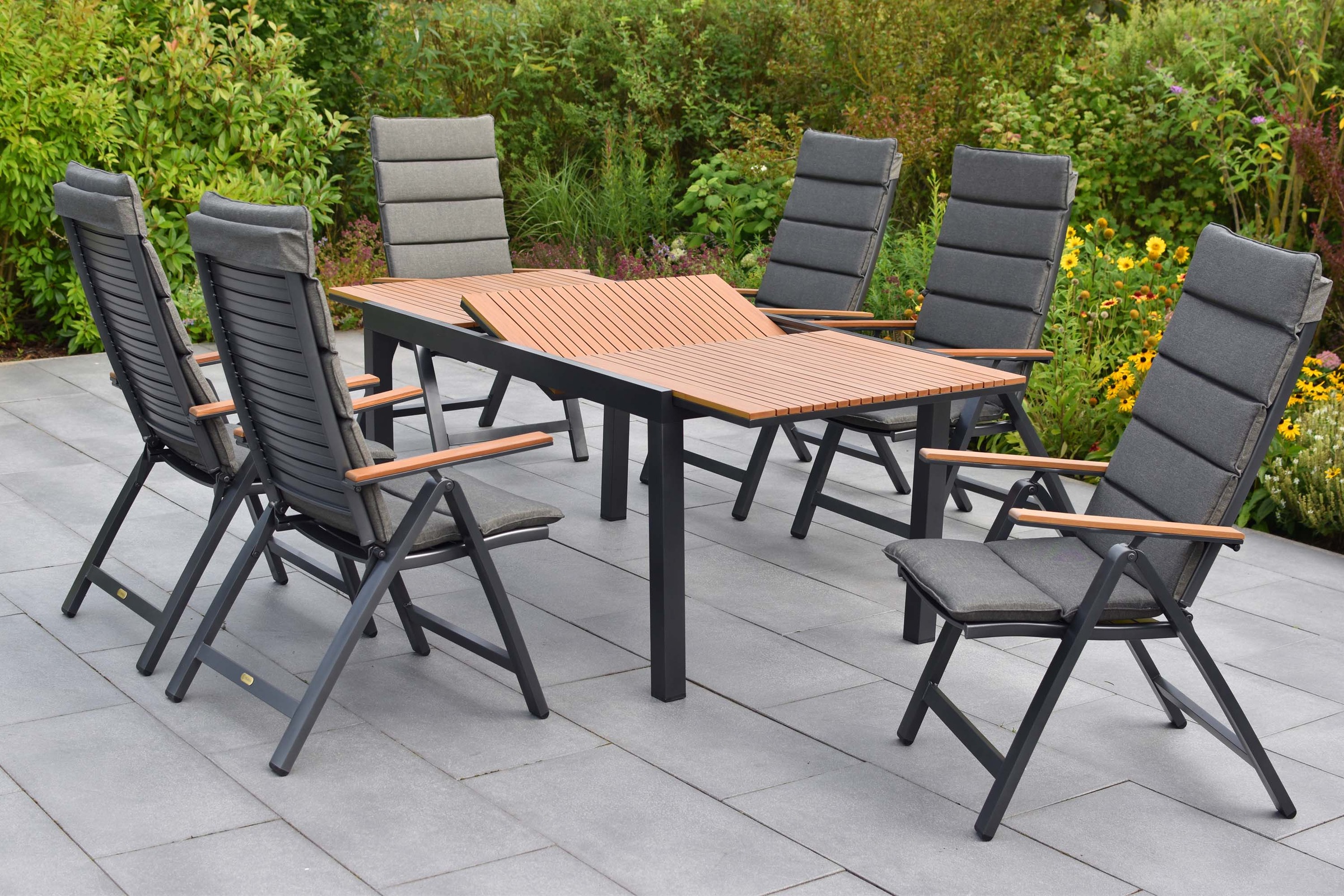 MERXX Garten-Essgruppe »Astros« Set, 13 tlg. inkl. 6 Klappsessel, 6 Auflagen, 1 Ausziehtisch