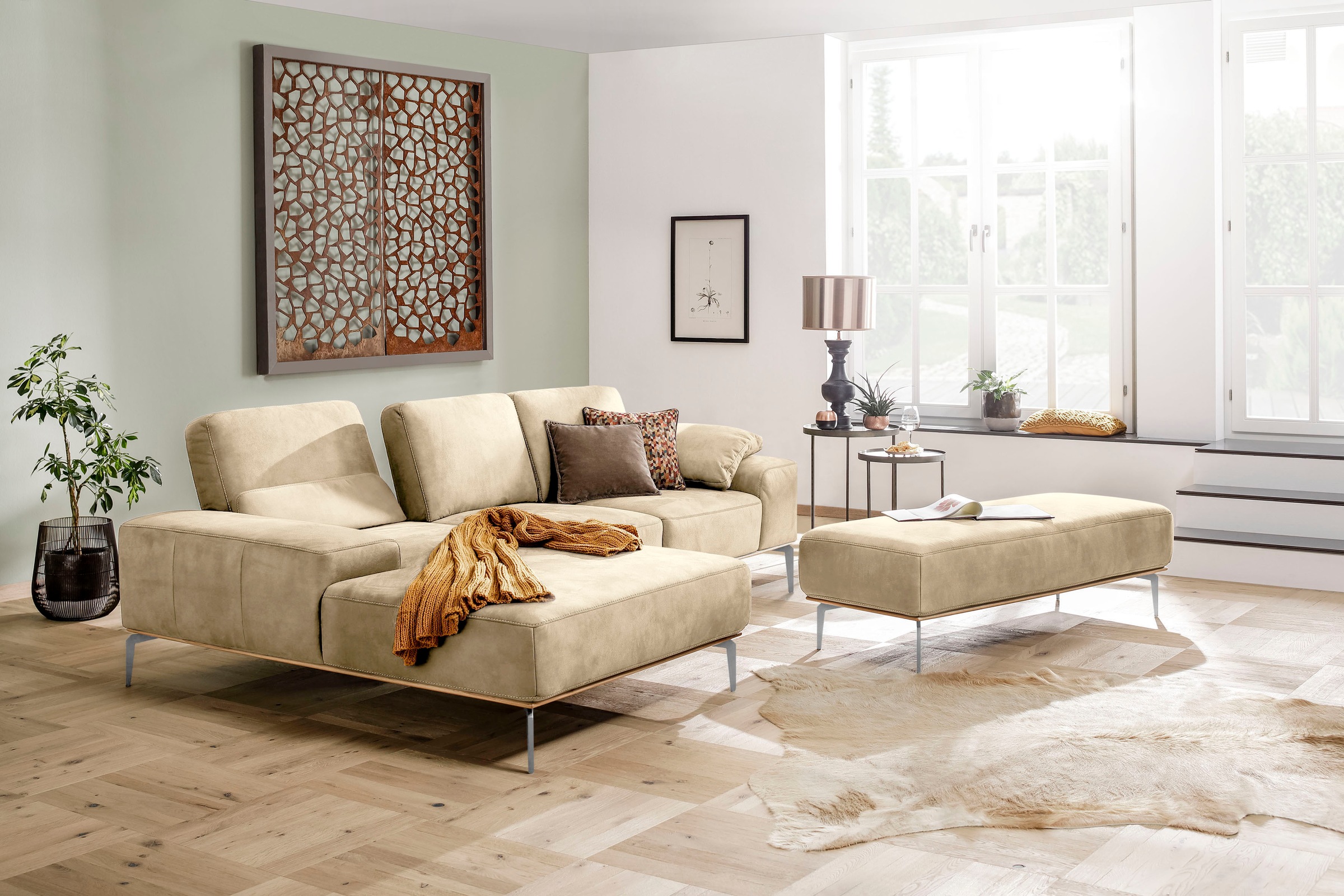 W.SCHILLIG Ecksofa »run, Designsofa mit tollem Sitzkomfort, L-Form«, mit elegantem Holzsockel, Füße in Chrom glänzend, Breite 279 cm