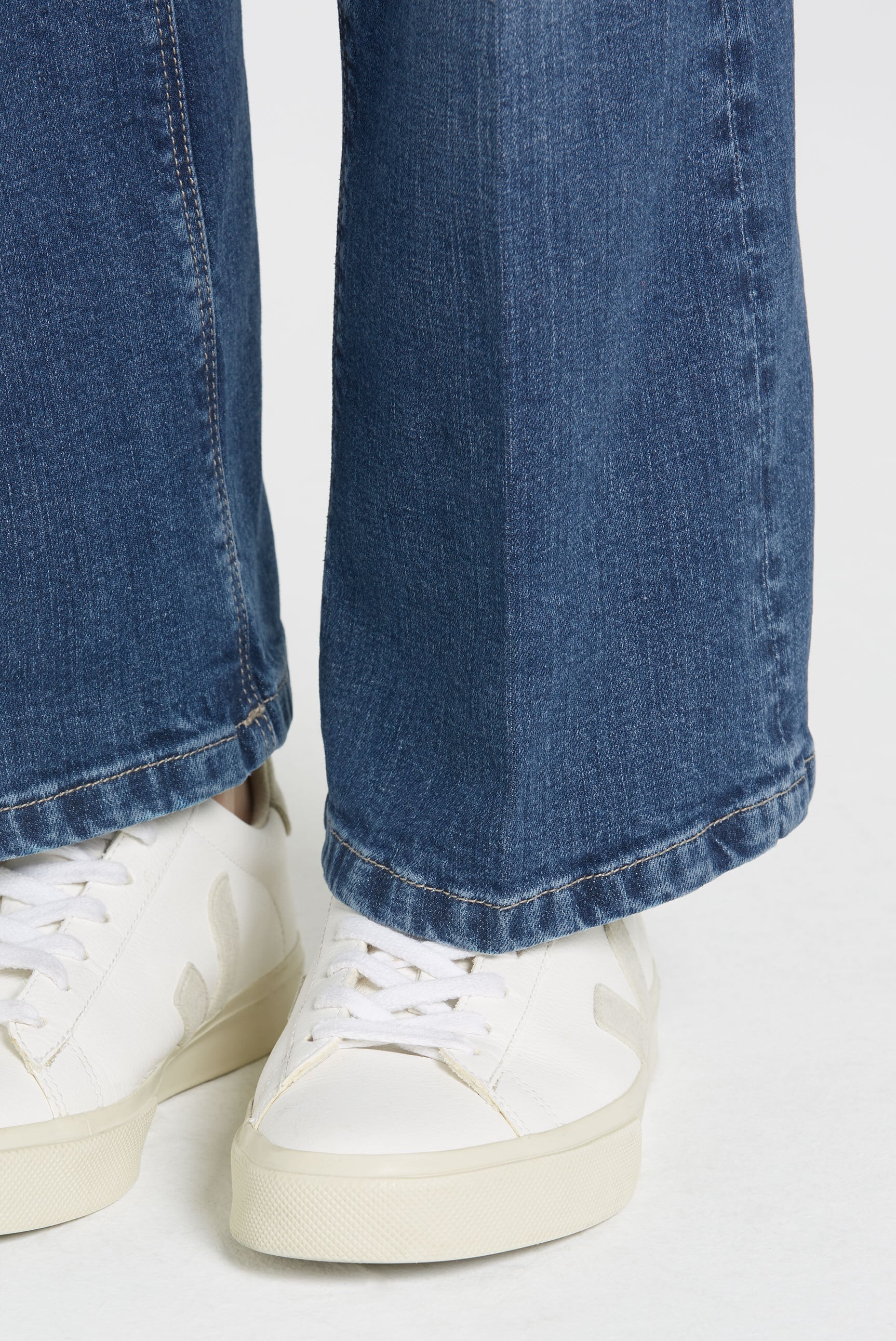 SENSES.THE LABEL Regular-fit-Jeans, mit ausgestelltem Bein