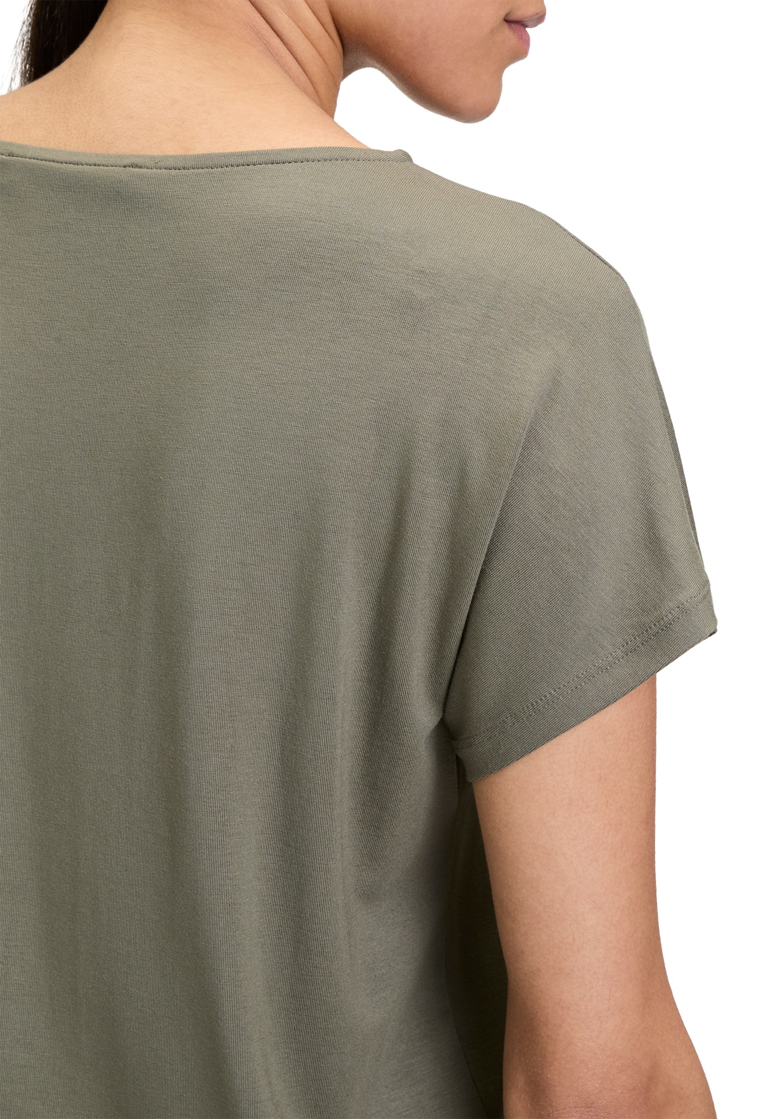 Betty Barclay Kurzarmshirt »Betty Barclay Casual-Shirt mit V-Ausschnitt«, (1 tlg.), Form