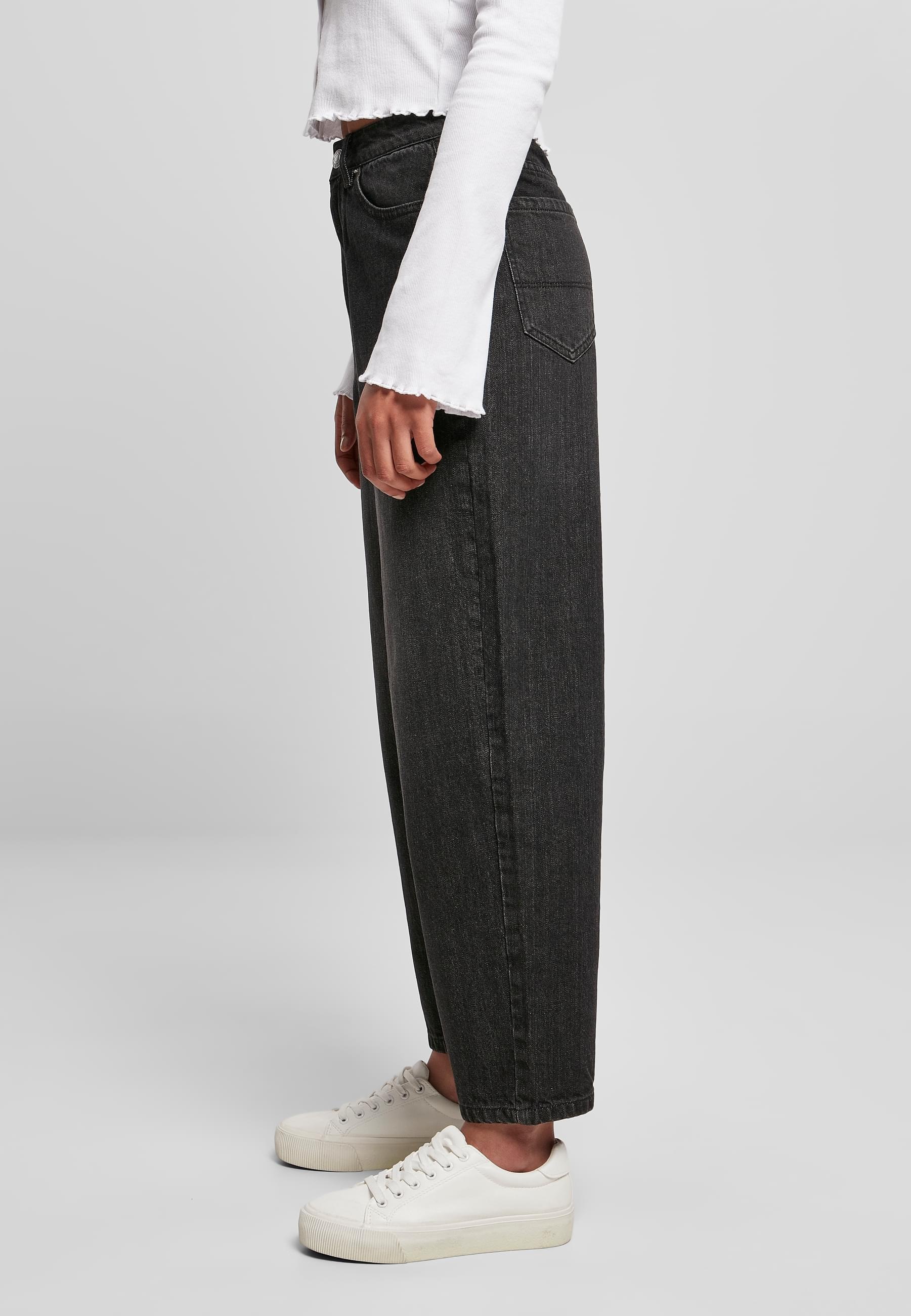 URBAN CLASSICS Bequeme Jeans »Urban Classics Damen«, (1 tlg.)