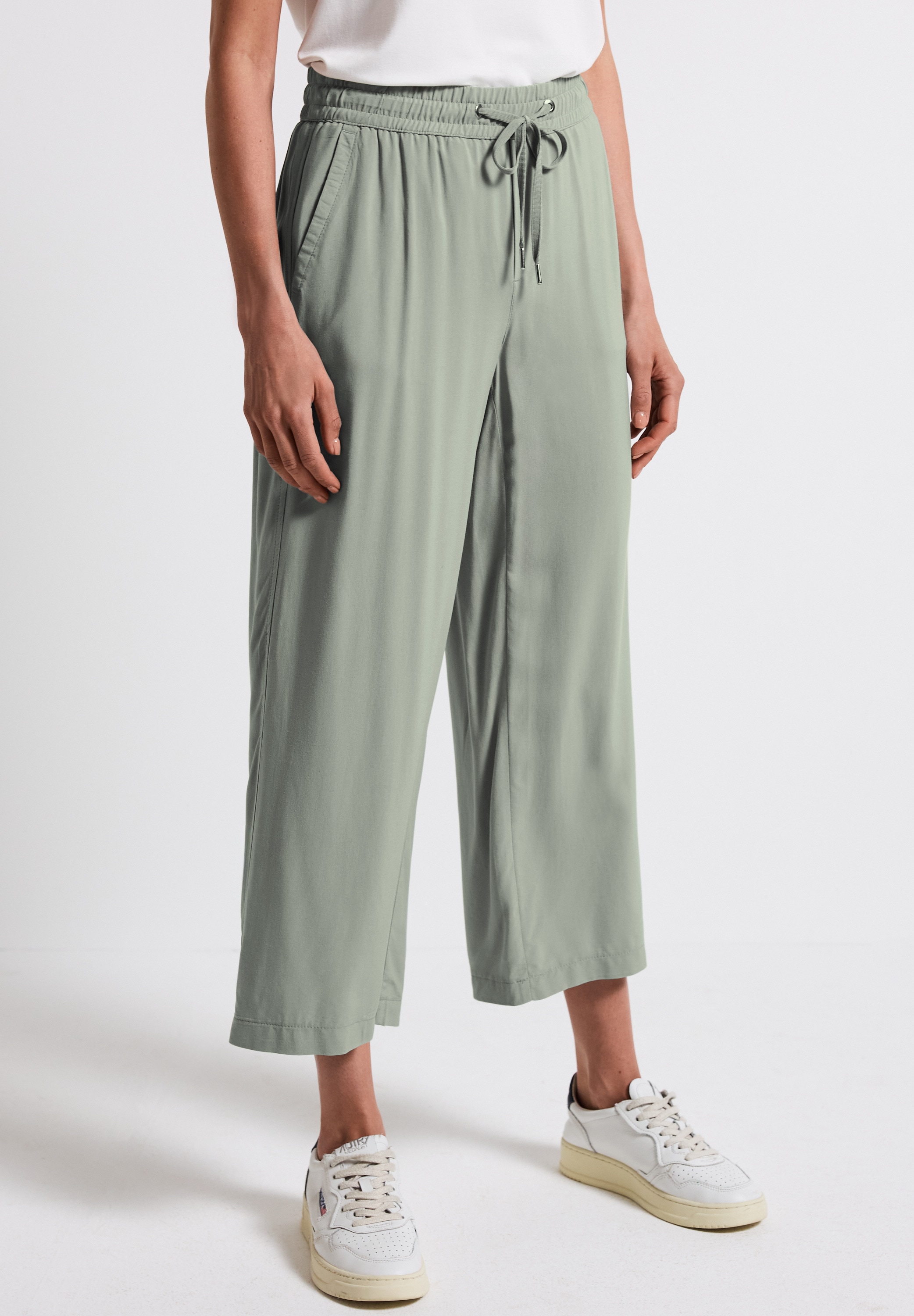 STREET ONE Stoffhose "Style Emee", mit elastischem Bund mit Tunnelzug günstig online kaufen