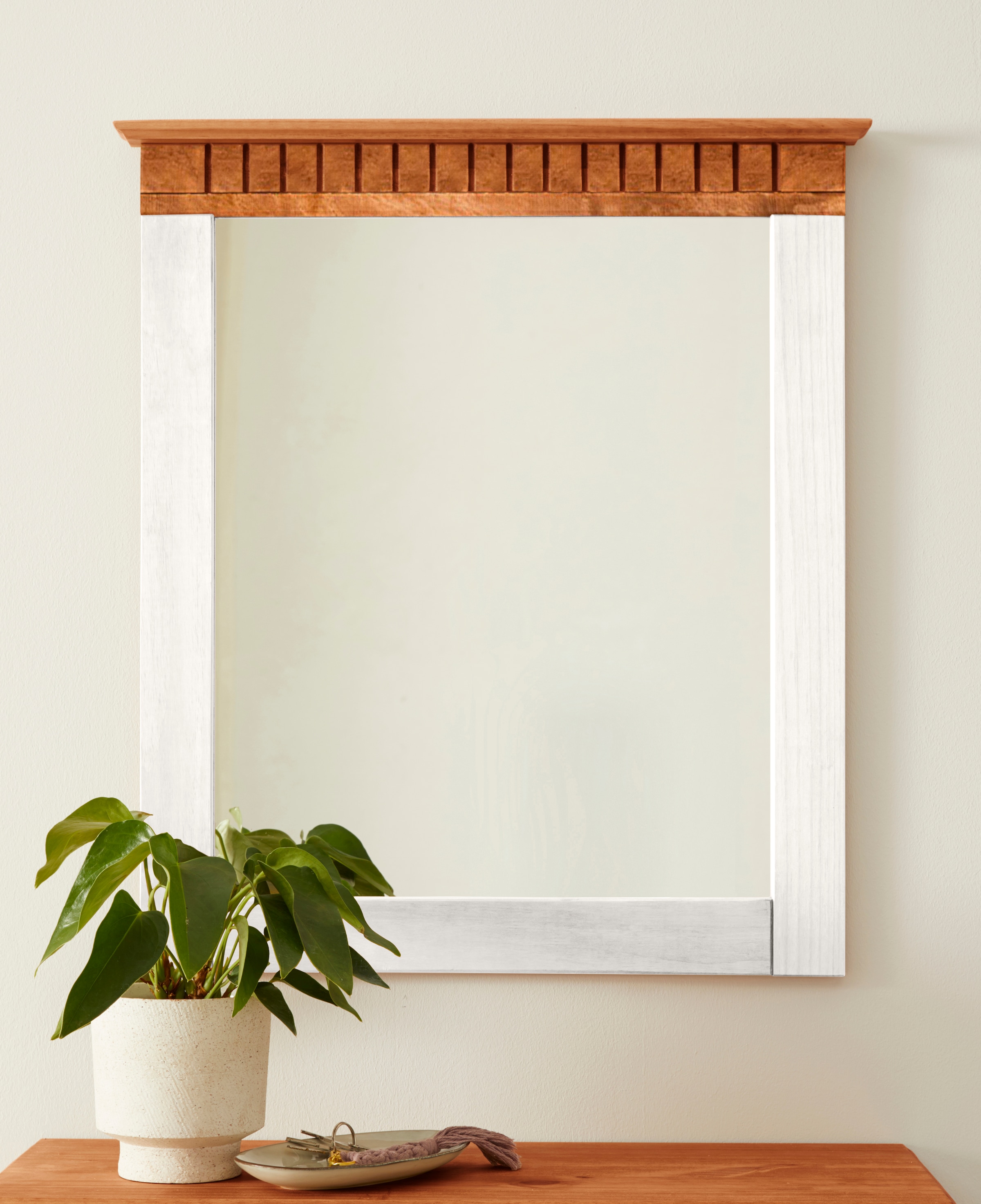 Home affaire Garderobenspiegel "Lisa" mit dekorativen Fräsungen, Spiegelflä günstig online kaufen