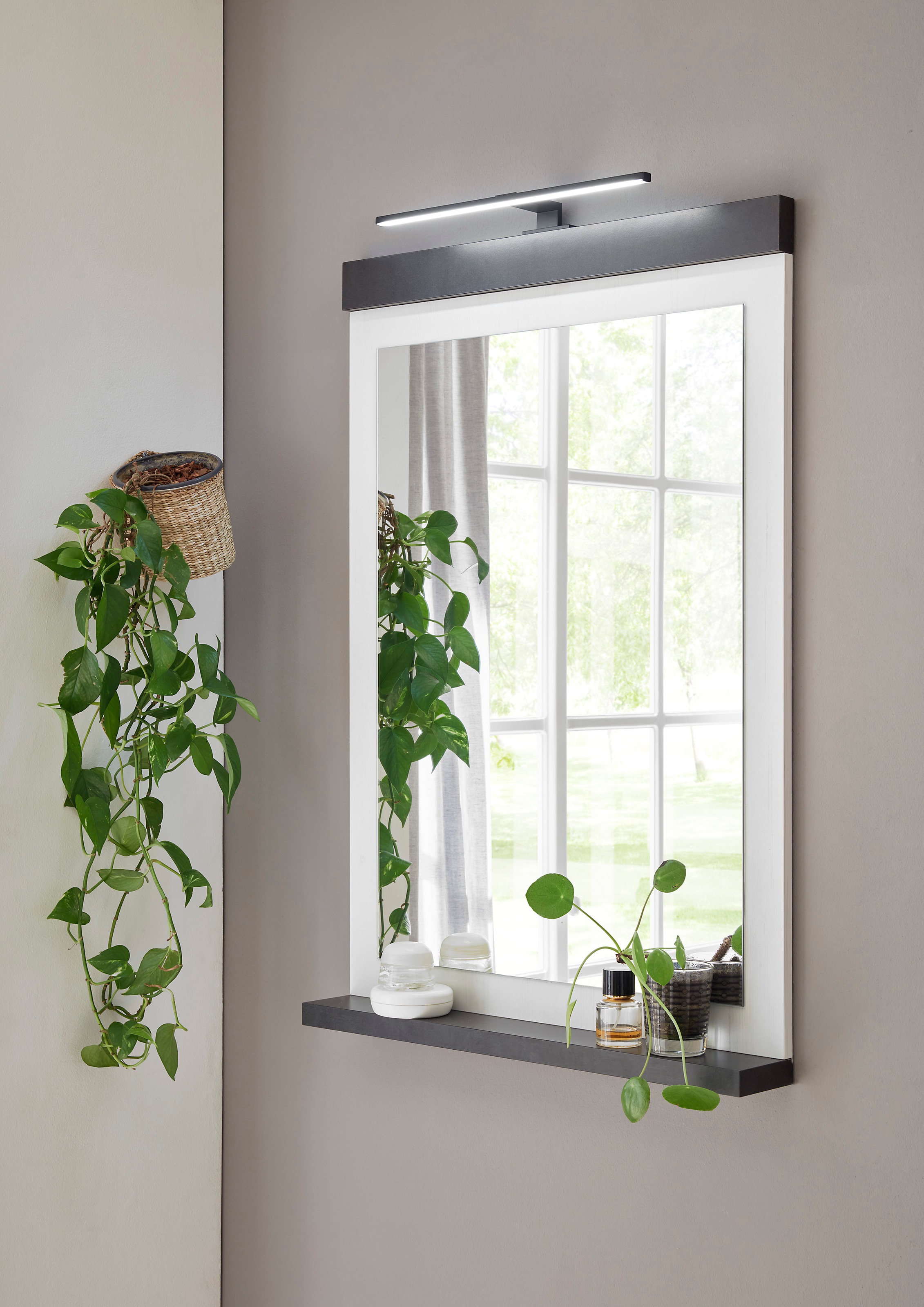 Home affaire Badmöbel-Set »SHERWOOD, Bad im modernen Design, 4-teiliges Badezimmer«, (4 St.), in 2 Farben verfügbar, Scheunentorbeschlag & Apothekergriff aus Metall