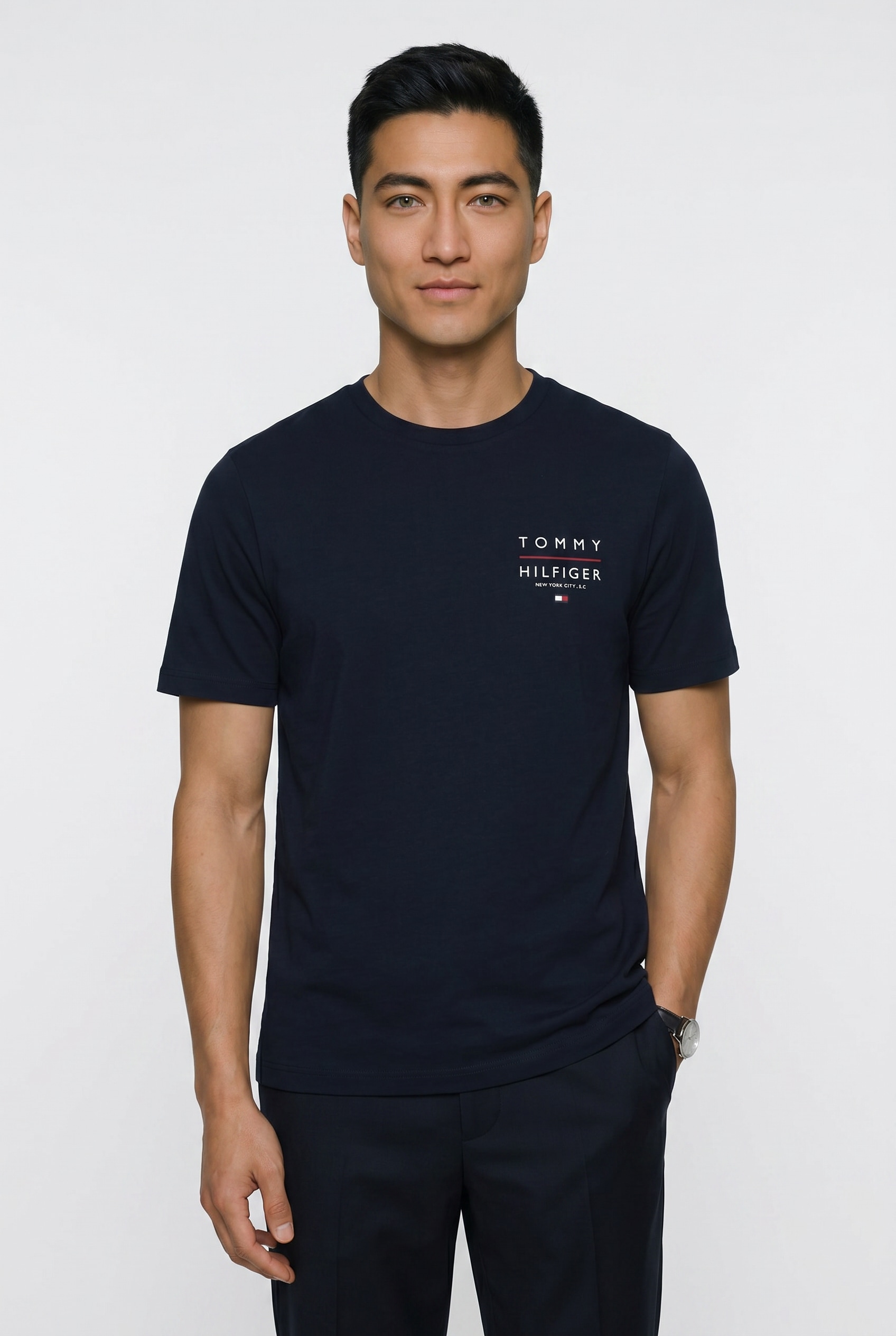 Tommy Hilfiger T-Shirt "BRAND LOVE LEFT CHEST RWB TEE" regular fit, Rundhals
