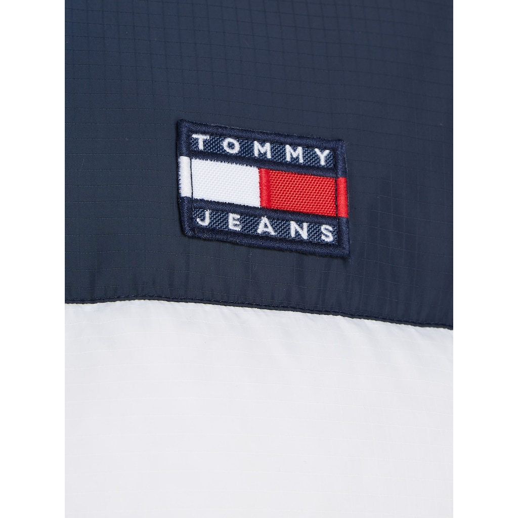 Tommy Jeans Steppjacke »TJW CBLK ALASKA PUFFER«, mit Kapuze, im modischem Colorblocking, mit Kapuze