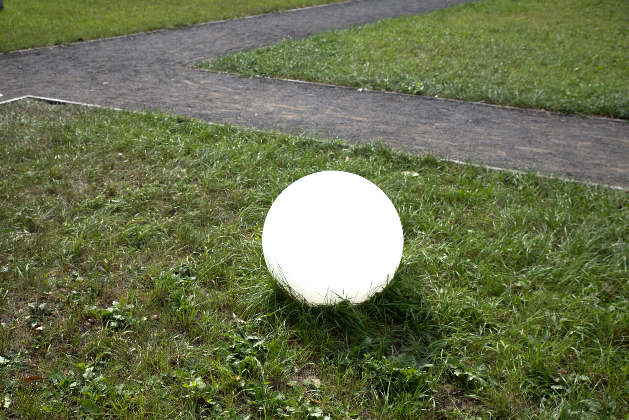 LED Solarleuchte »Außen Kugelerdspieß "BALL" D: 20 cm«, Inkl. Anschlußleitung ca. 2,75 m
