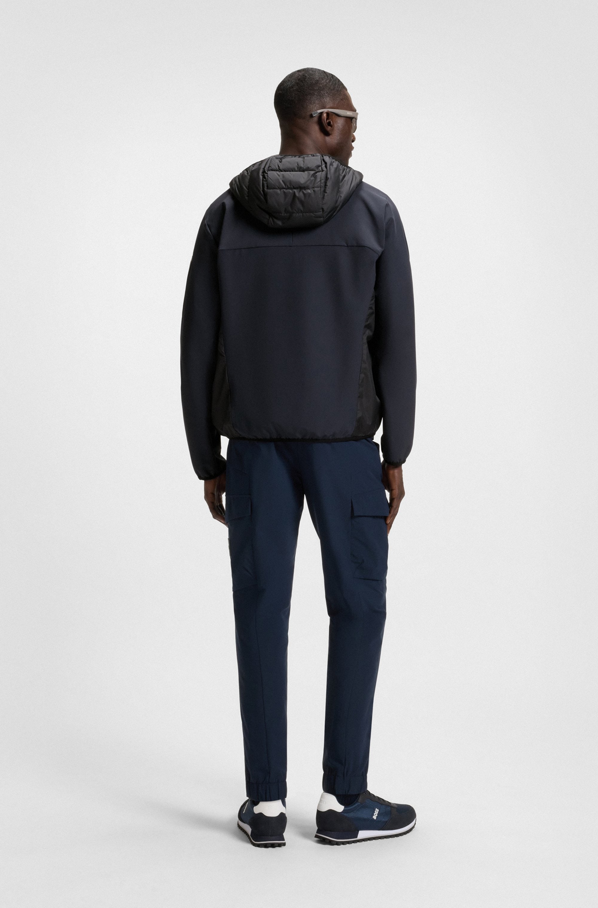 BOSS GREEN Outdoorjacke »J_Urbanex Hybrid HD«, mit Kapuze, mit soften Stretch-Einsätzen und reflektierenden Details
