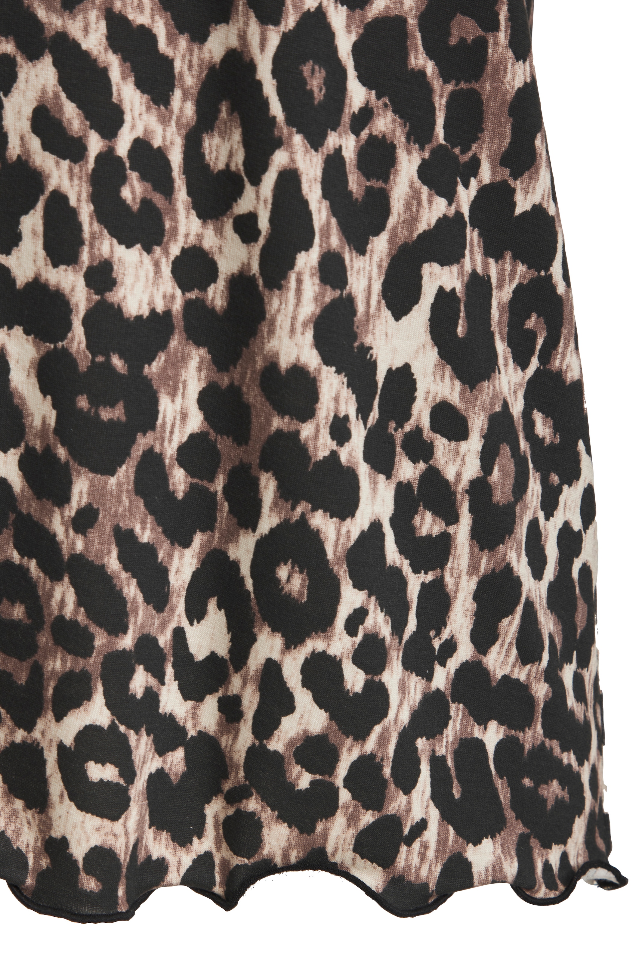 LASCANA Kurzarmshirt »mit Leo-Print« aus angenehm weicher Viskose-Qualität