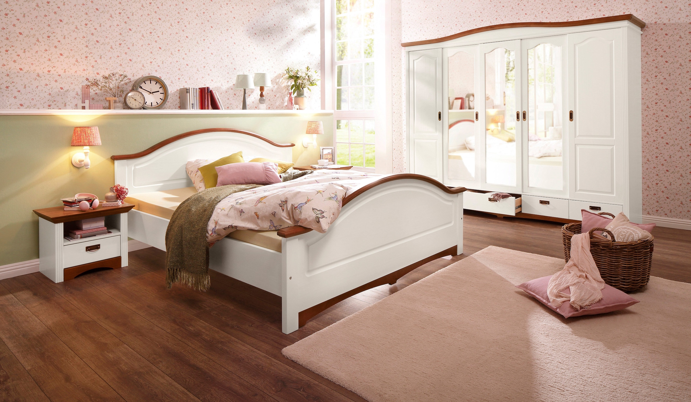 Home affaire Schlafzimmer-Set »"Konrad", komplettes Schlafzimmer mit großem Schrank«, (Set, 4 tlg., Kleiderschrank 5 türig mit Schubladen, 2 Nachttische, Bett 180x200cm), mit 5-trg. Kleiderschrank, Bett 180/200 cm und 2 Nachttischen