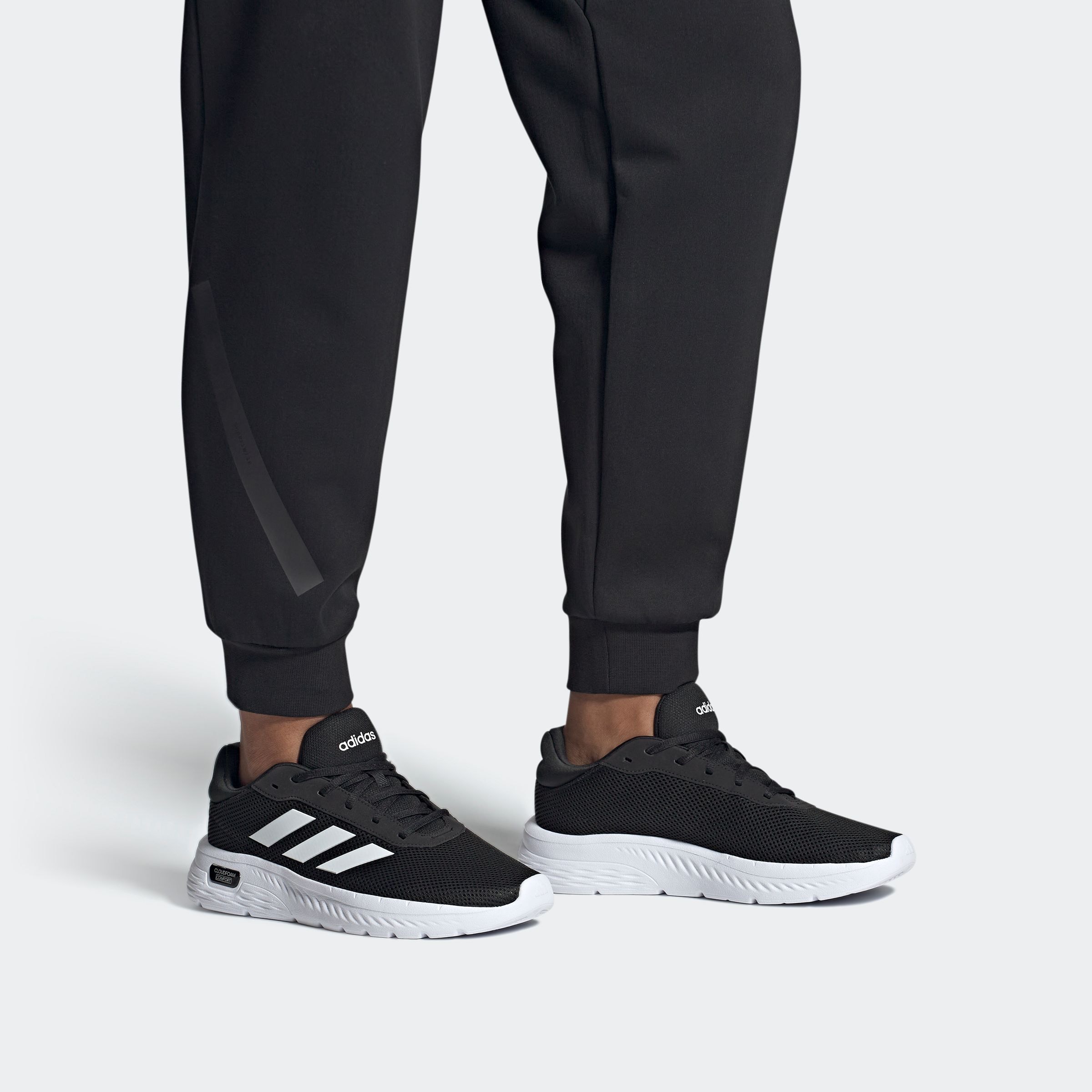 adidas Sportswear Walkingschuh »CLOUDFOAM COMFY«