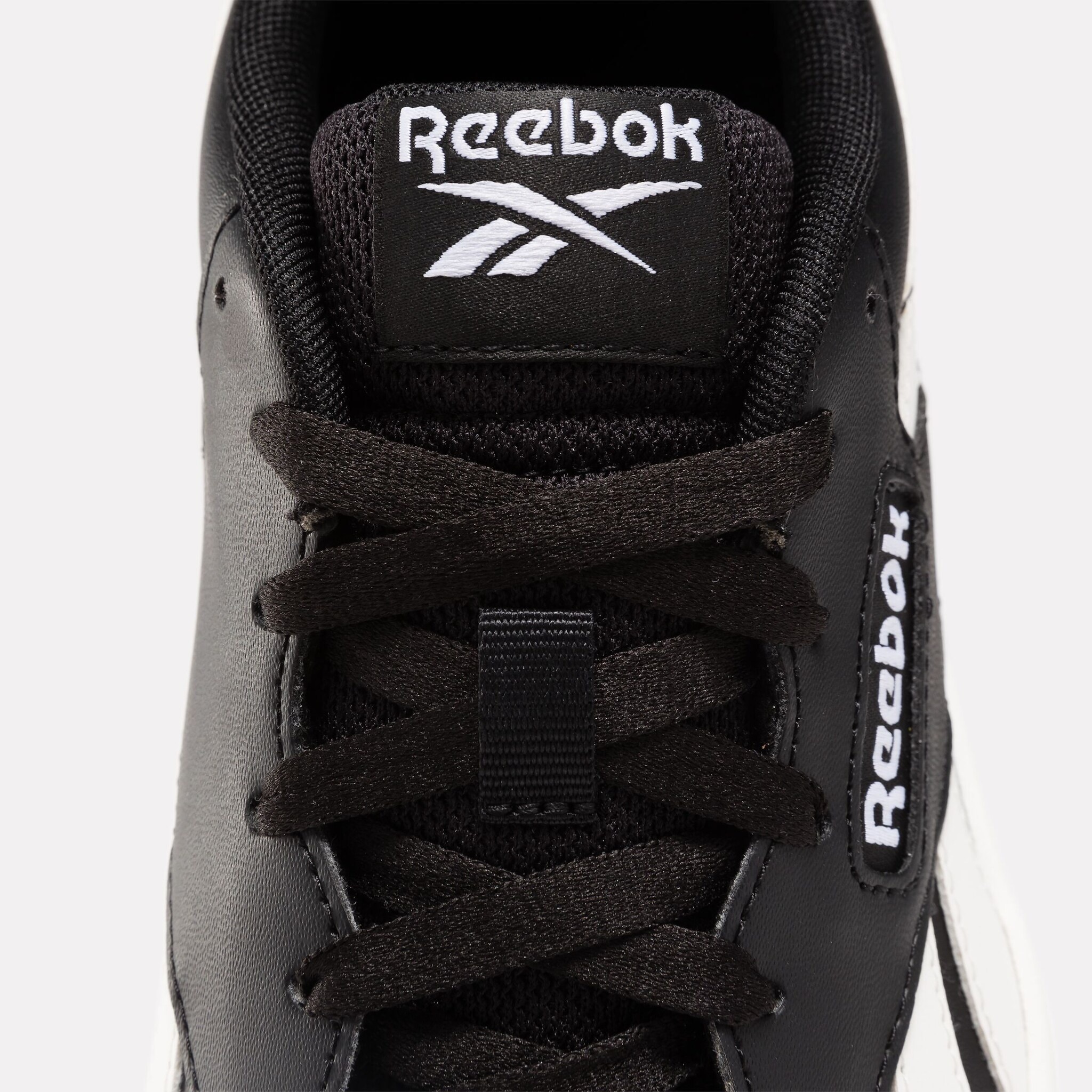 Reebok Classic Sneaker »REEBOK COURT ADVANCE SURGE«