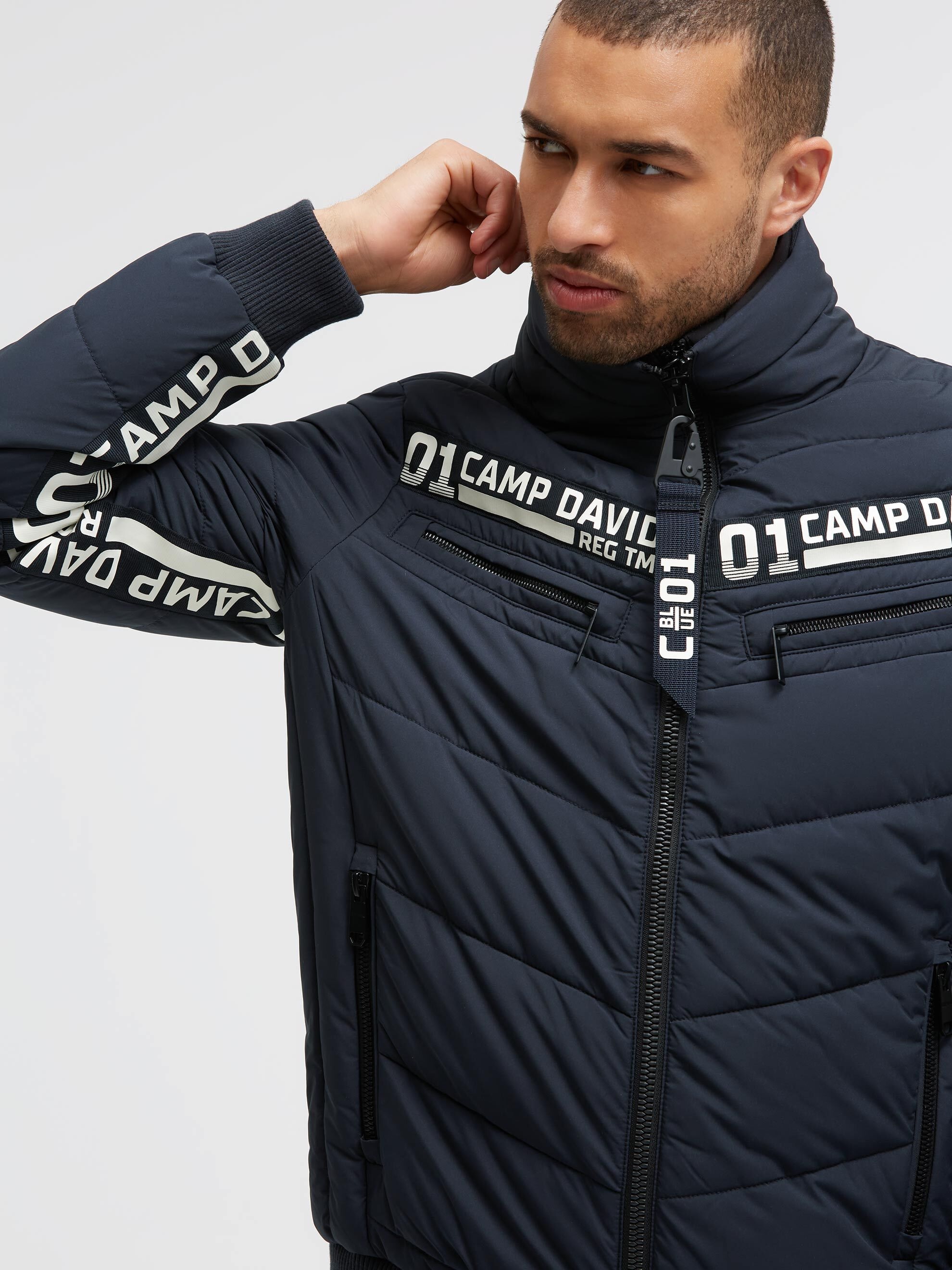 CAMP DAVID Winterjacke ohne Kapuze mit Reißverschluss an den Einschubtaschen
