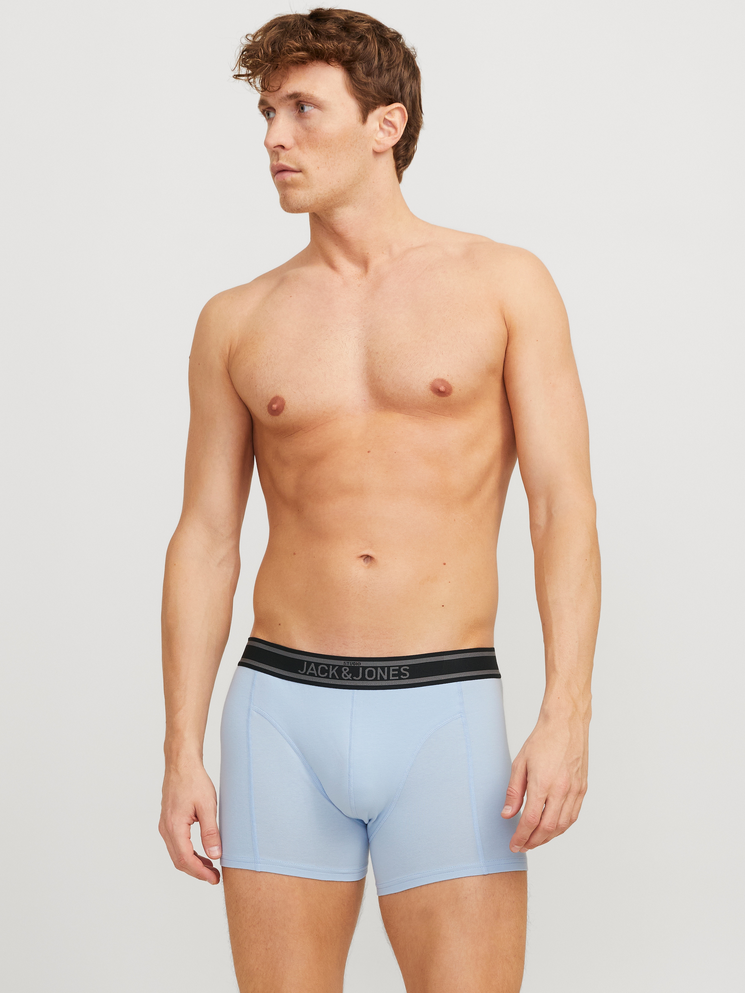 Jack & Jones Trunk »JACAIDEN SOLID TRUNKS 3 PACK SN«, (3 St.), mit Logo Schriftzug