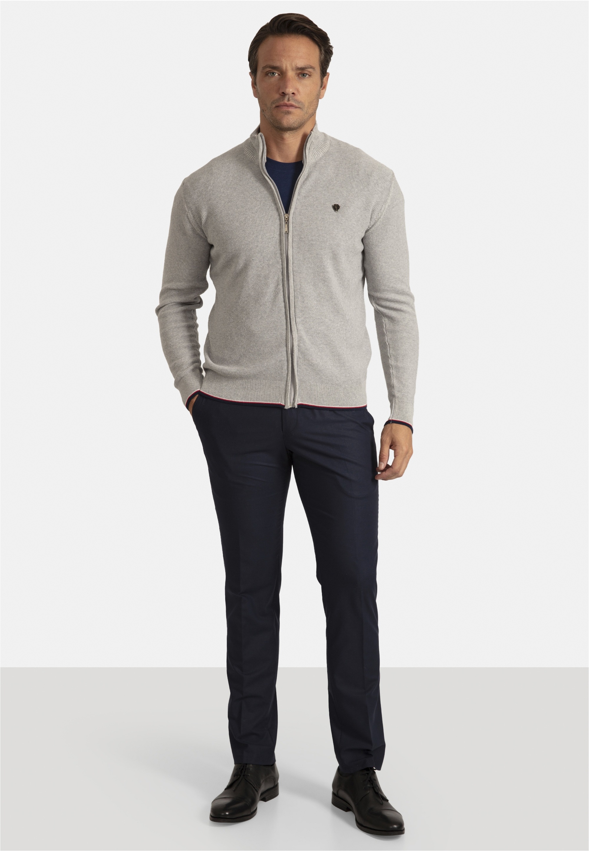 Thumbnail - SIR RAYMOND TAILOR Strickjacke "Sydney", 1 Stk. mit kleinem Stehkragen