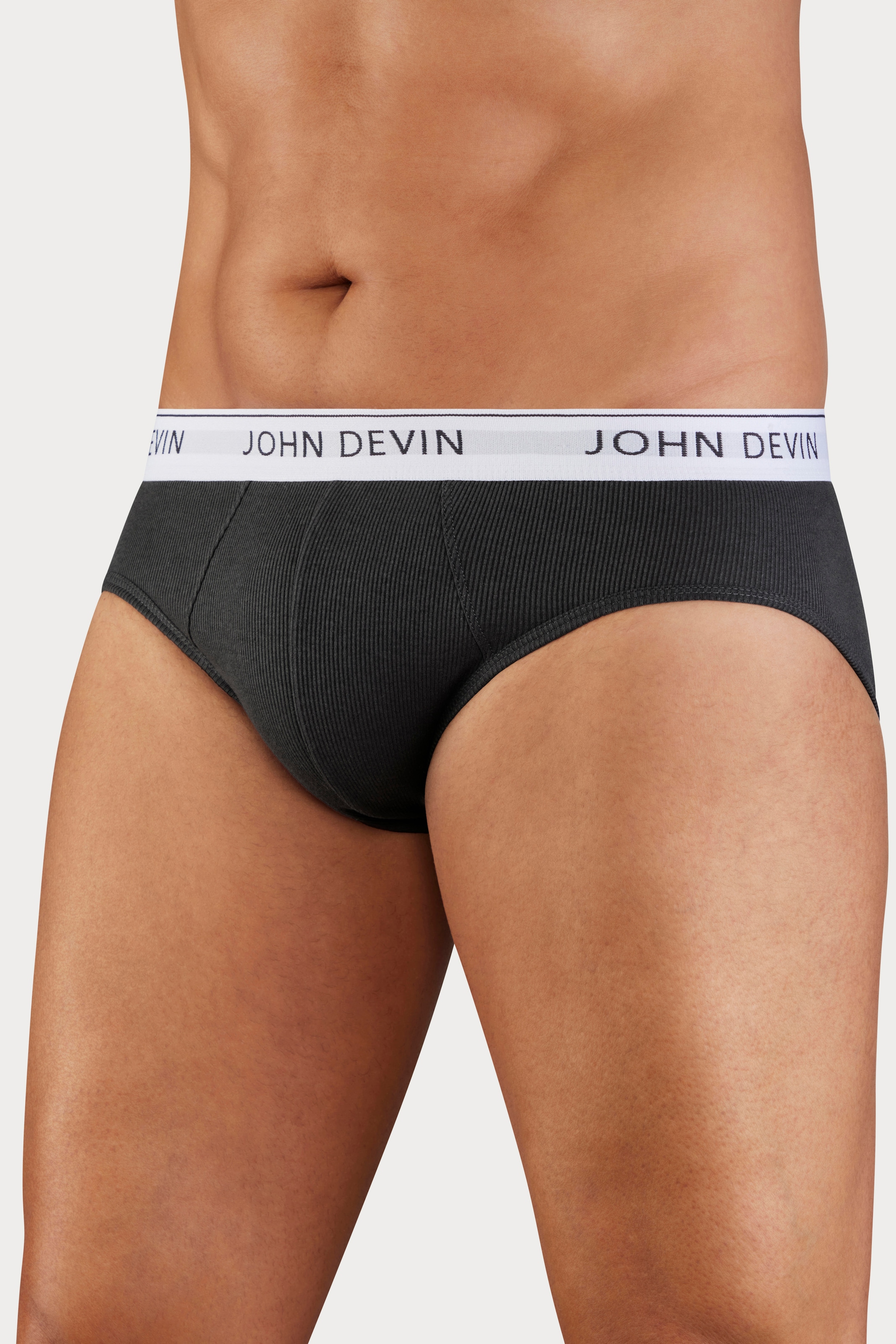 John Devin Slip Packung, 3 Stk. aus hochwertiger Baumwollmischung, mit weichem und dehnbarem Bündchen