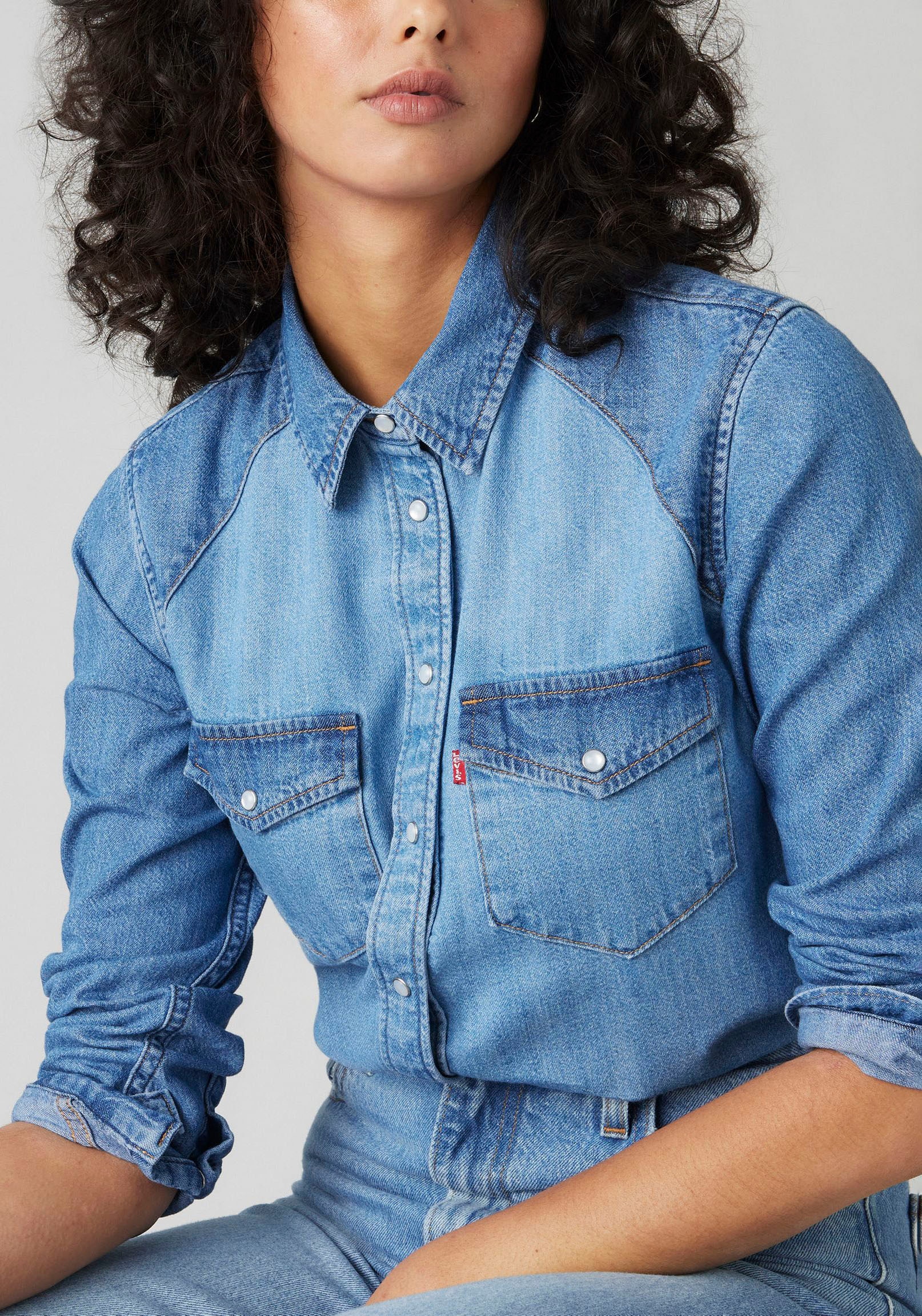 Levi's® Jeansbluse »ESSENTIAL WESTERN«, mit Brusttaschen mit Druckknöpfen