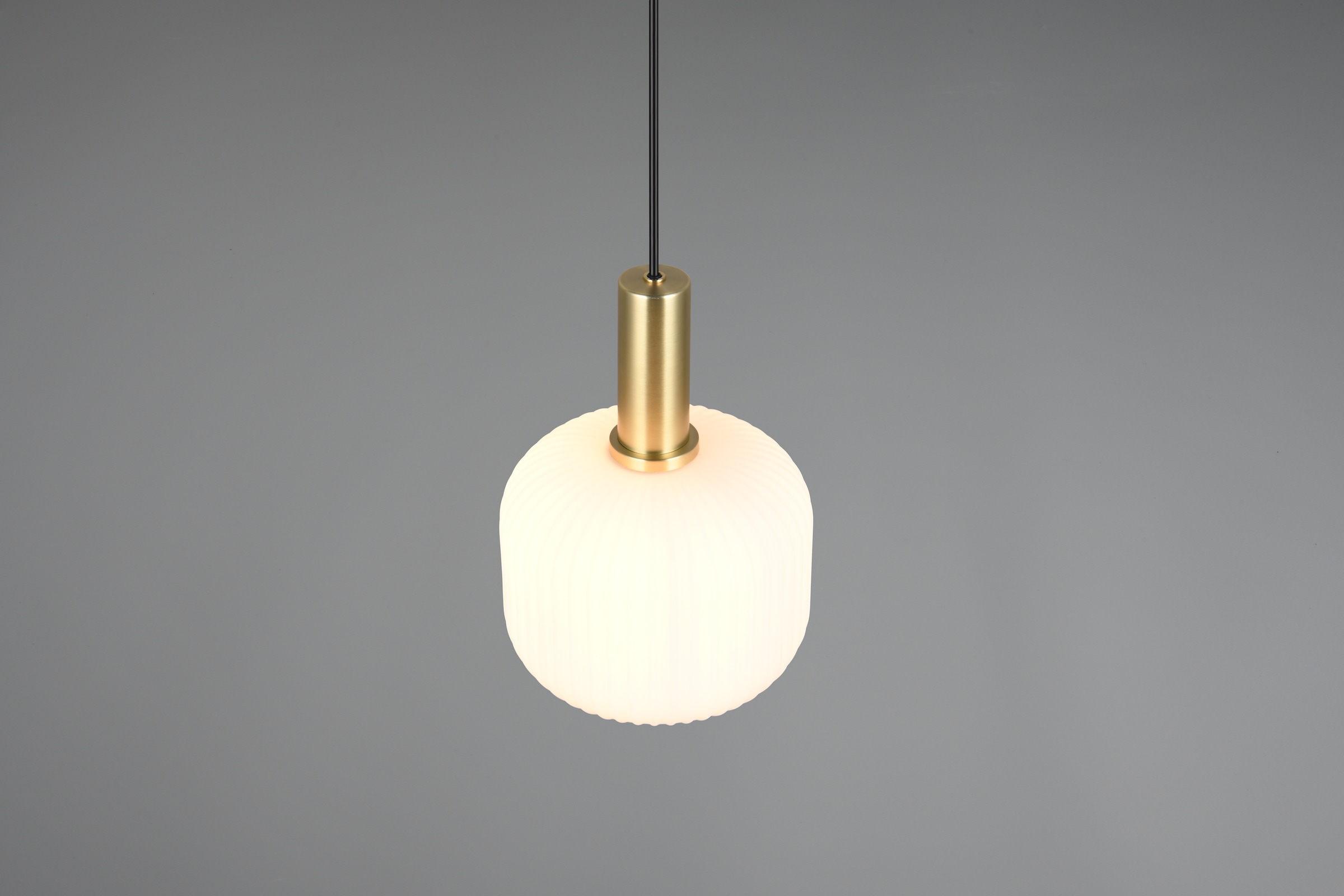 TRIO Leuchten Pendelleuchte »DIVA, E27 Hängelampe 1-flammig mit Glasschirm, exkl 1xE27 max 10W«, 1 flammig, Leuchtmittel E27 | Leuchtmittel wechselbar, höhenverstellbar bis max 150cm, Ø 20cm, Hängeleuchte Wohnzimmer Küche