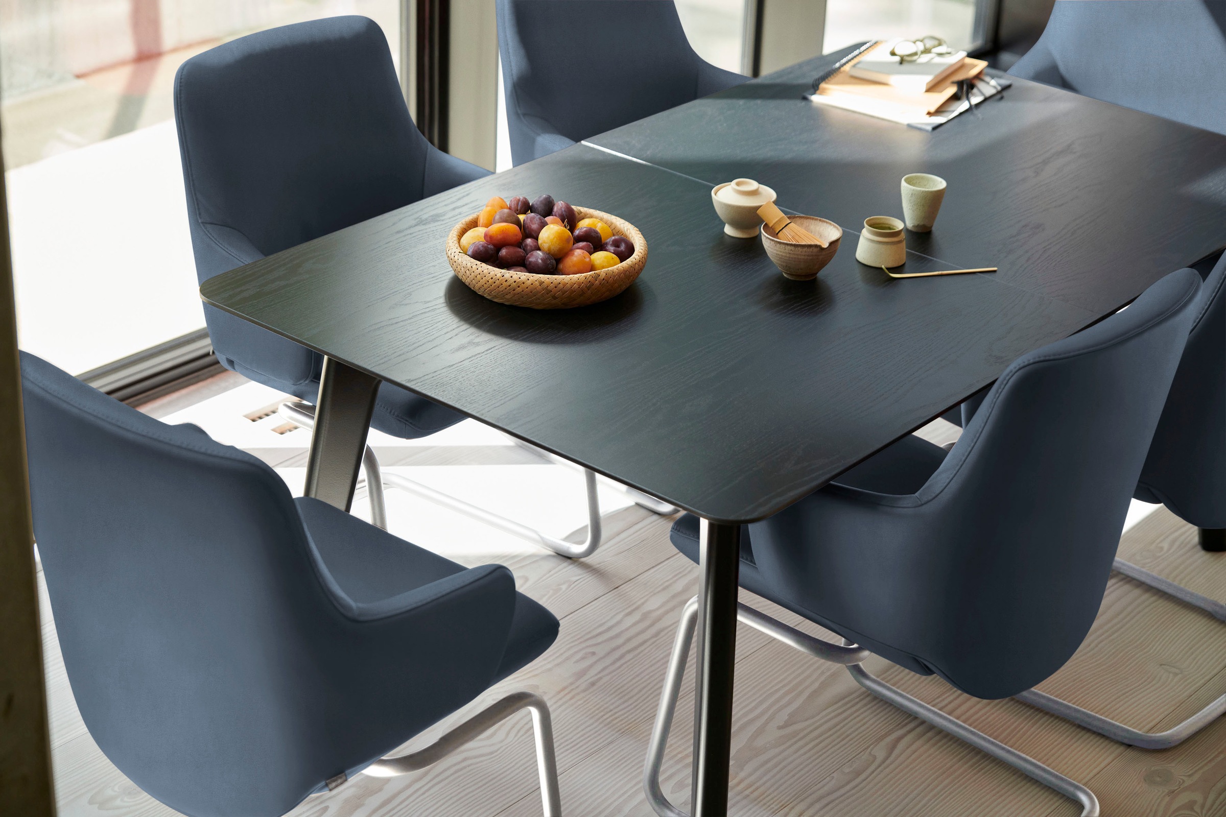 Stressless® Polsterstuhl »Laurel«, Microfaser DINAMICA, Low Back mit Armlehne, Größe L, mit Beinen aus Stahl in Chrom matt