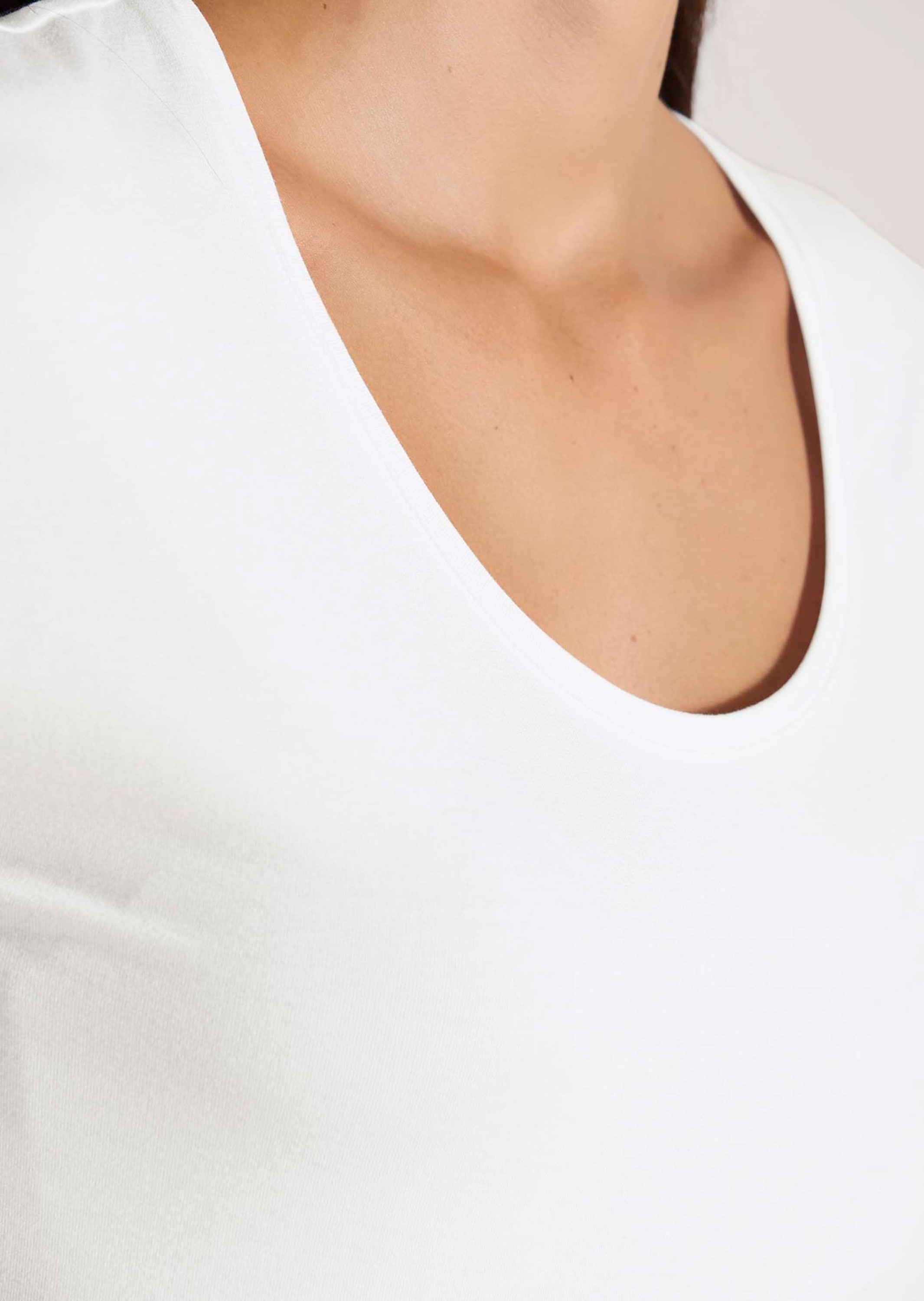 MADELEINE Kurzarmshirt »Shirt Shirt mit Rundhals-Ausschnitt«