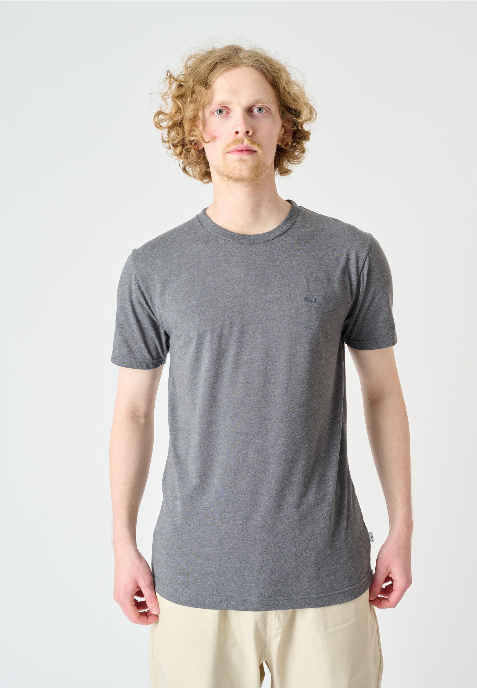 Cleptomanicx T-Shirt »Ligull Regular« 1 Stk. mit kleiner Logo-Stickerei