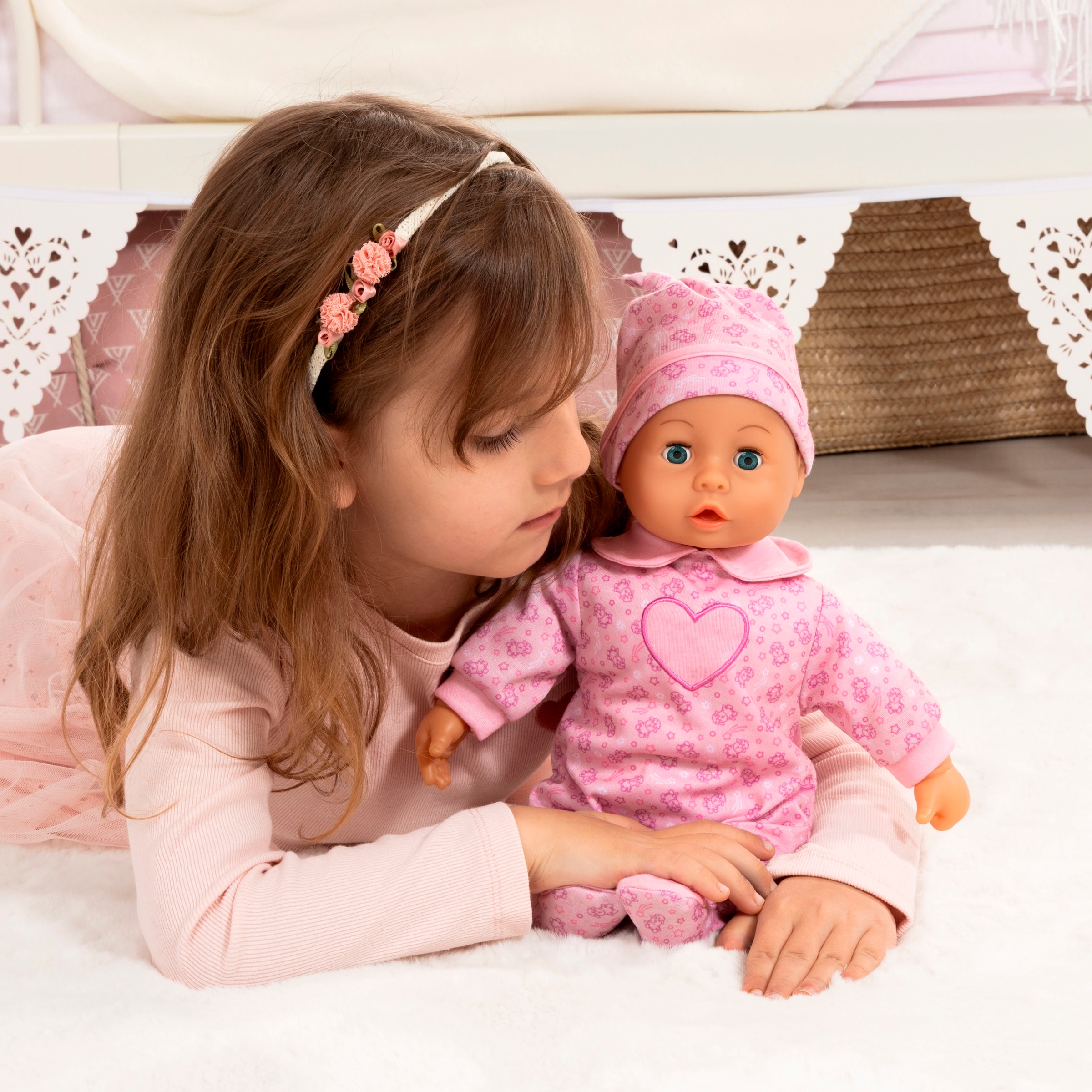 Bayer Babypuppe »First Words Baby, 38 cm, Schafe rosa«, (3 tlg.), mit Schlafaugen und Babygeräuschen