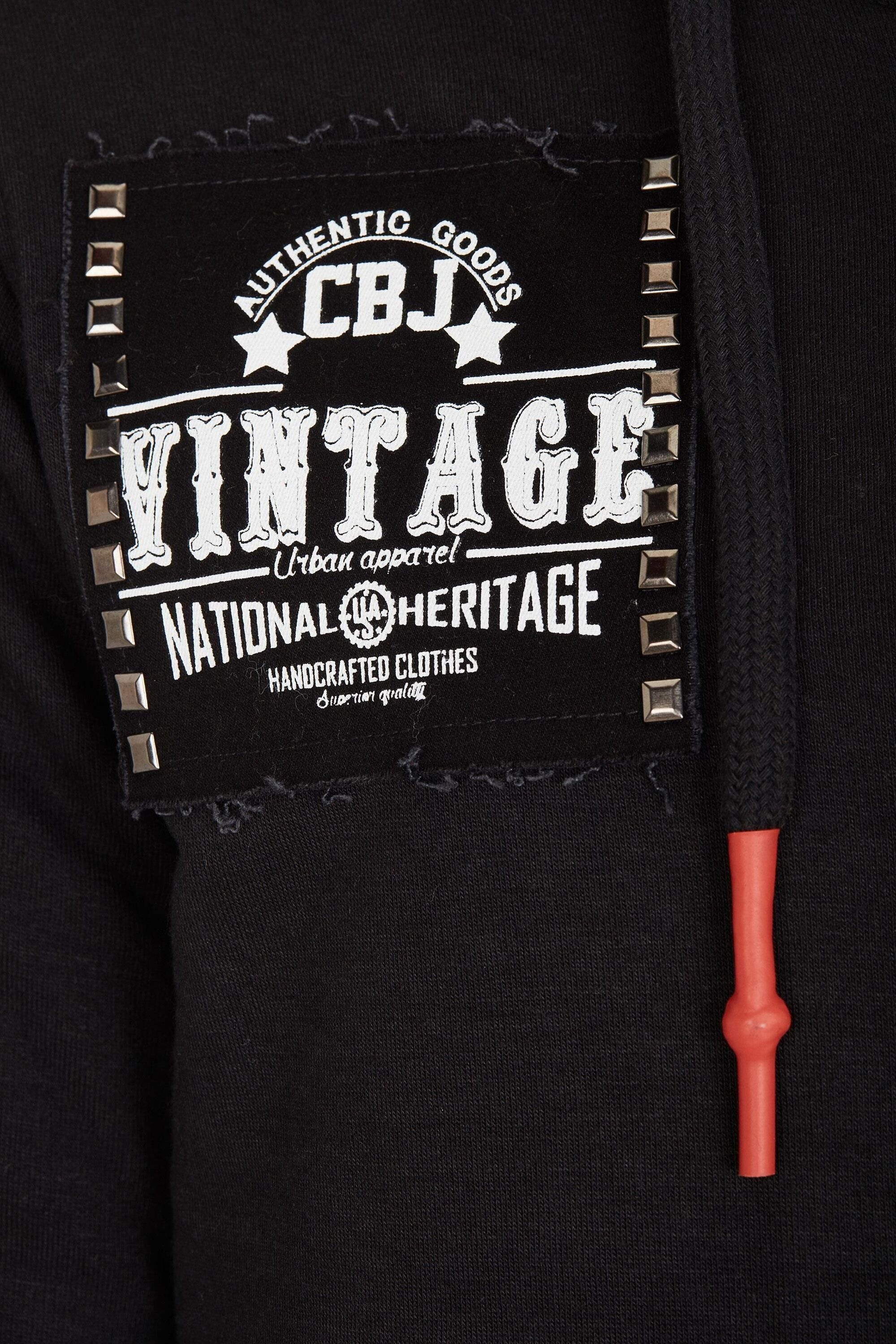 Cipo & Baxx Sweatjacke »Sweatjacke«, mit coolen Stickereien, CL-240