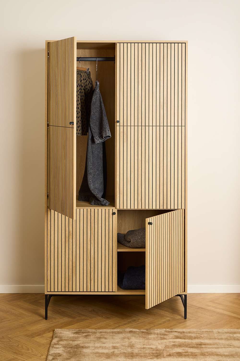 ACTONA GROUP Garderobenschrank »Albany«, Eiche-Optik, Lamellenfront, 4 Türen, 6 Einlegeböden; B: 99 cm
