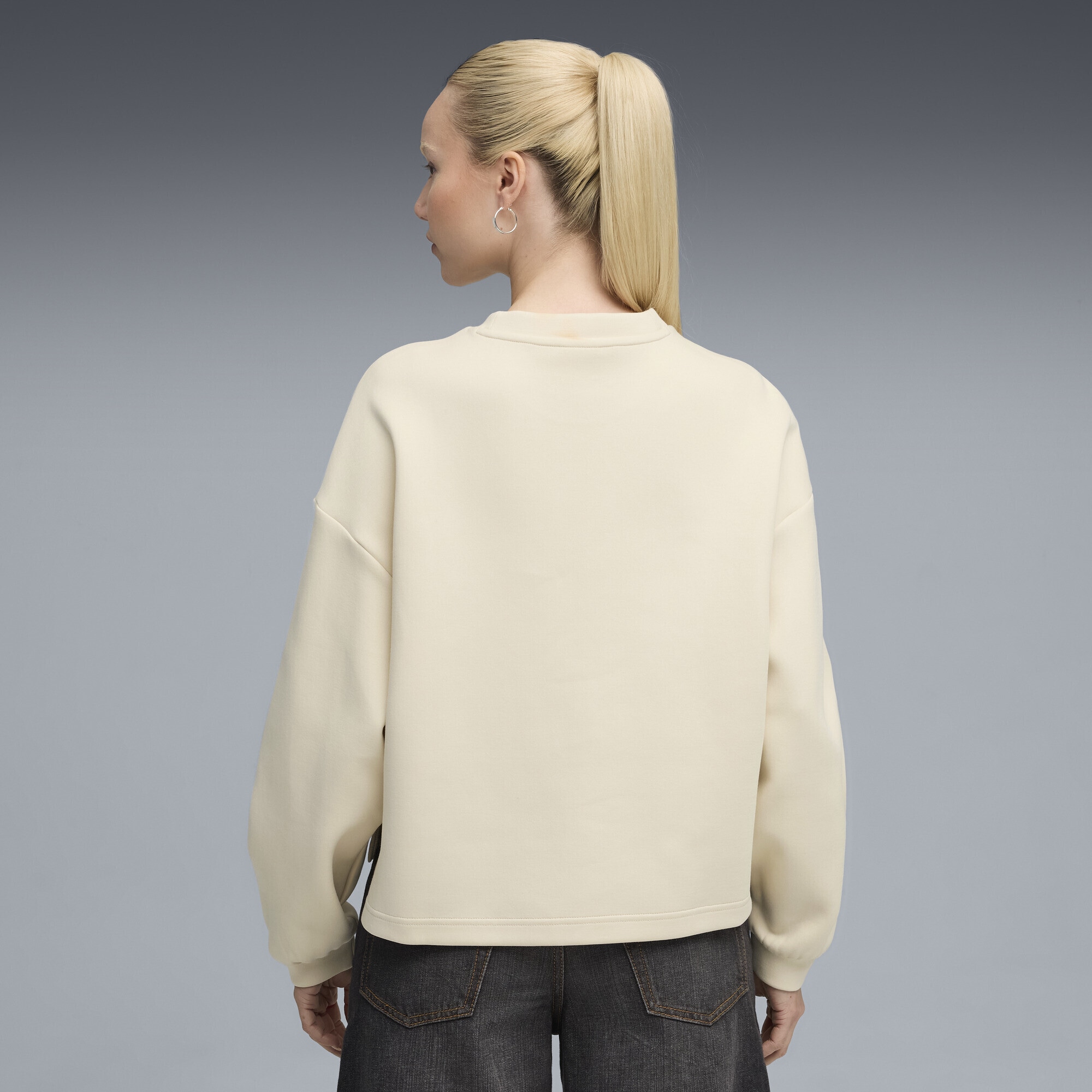 PUMA Sweatshirt »Wardrobe Essentials Oversized Sweatshirt Damen«