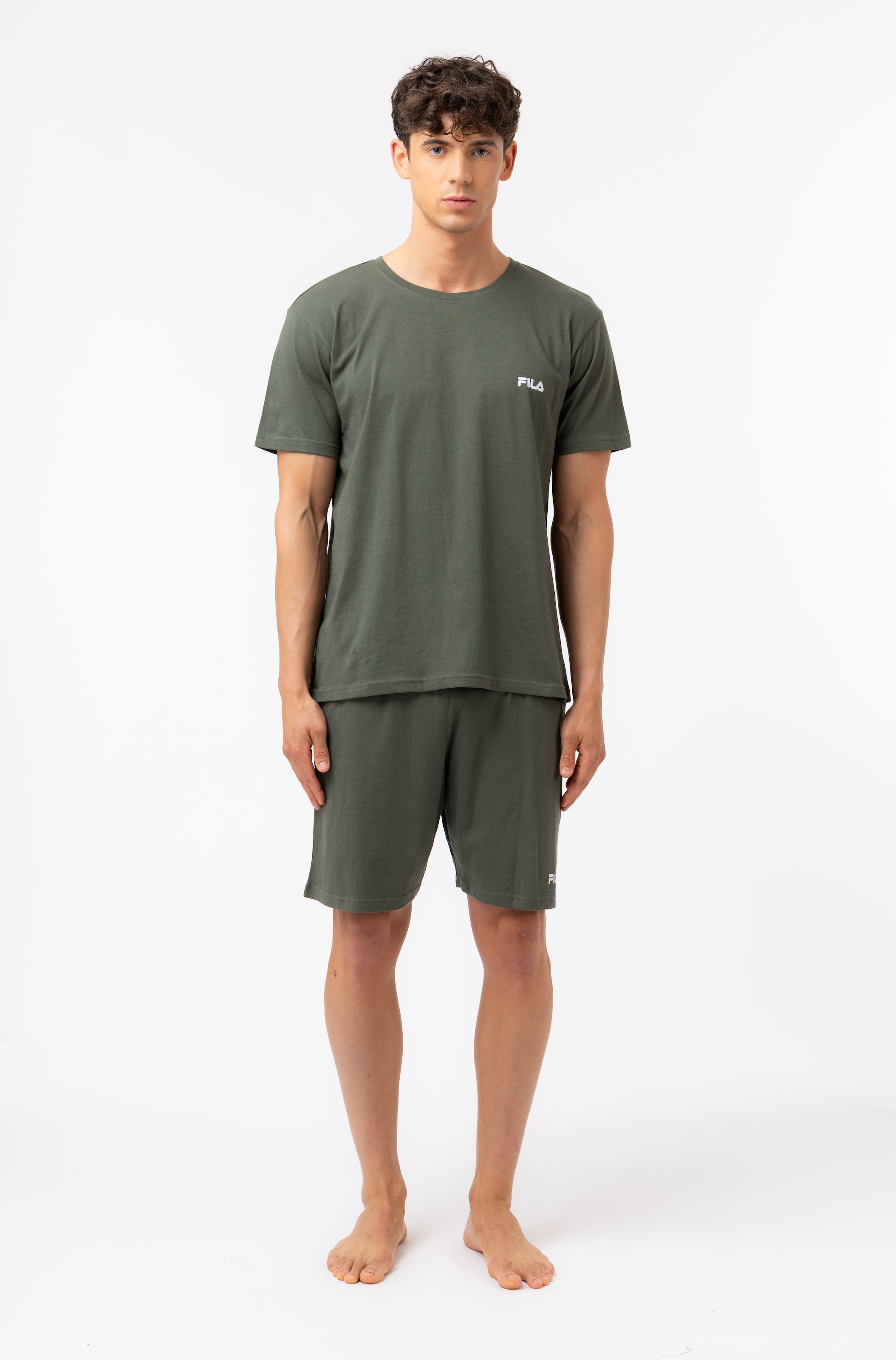 Fila Schlafanzug »MAN JERSEY PYJAMAS« 2 T-Shirt und kurze Hose mit Gummizug