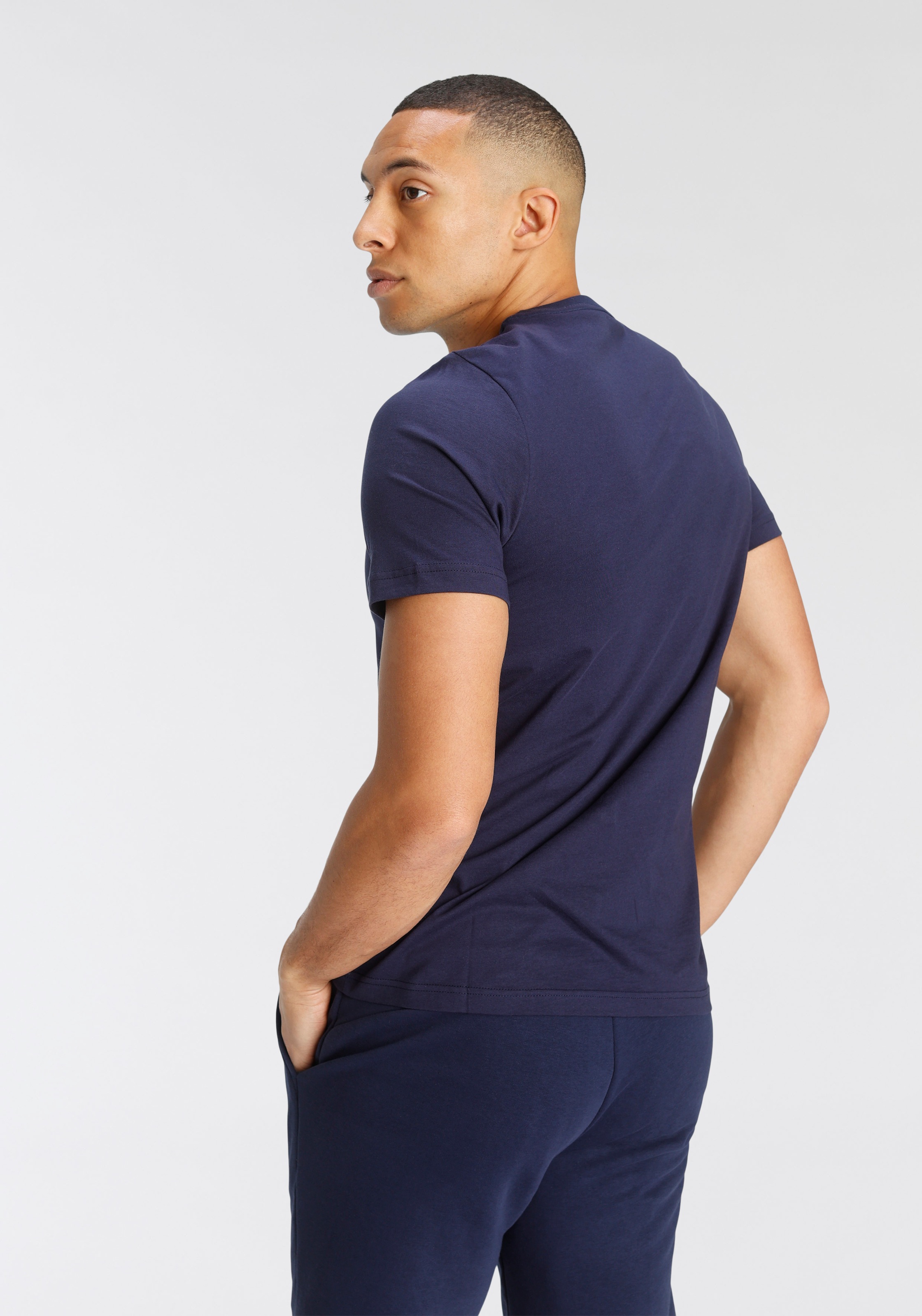 PUMA T-Shirt "ESS LOGO TEE" sportlicher Stil, Kurzarmdesign, aus Baumwolle günstig online kaufen